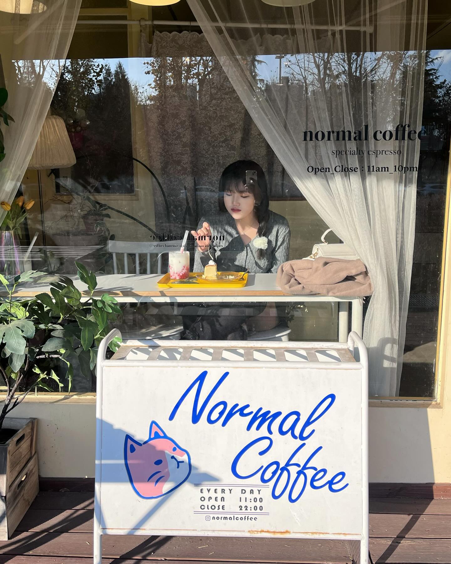 간만에 피드☀️
.
.
.
.
.
.
.
.
.
.
.
.
.
.
.
.
.
.
.
.
.
.
.
#인천 #부평구청카페 #카페추천 #겨울코디 #겨울룩 #오오티디 #연말룩 #오늘의코디 #좋반 #맞팔 #lfl #fff #cafe #ootd