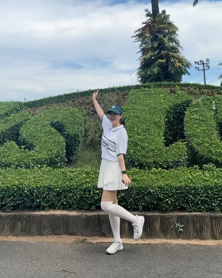 #호치민여행 #3일차 🏌🏻‍♀️⛳️😎

#텐션 최고당 
겨울에 #여름나라골프 좋은뎅😜

#호치민골프여행 #호치민골프투어 
#골프 #골프스타그램 #골스타그램 #ootd #말본골프 
#ゴルフ #golf #高尔夫 #여자골퍼 #명랑골프 #골프웨어