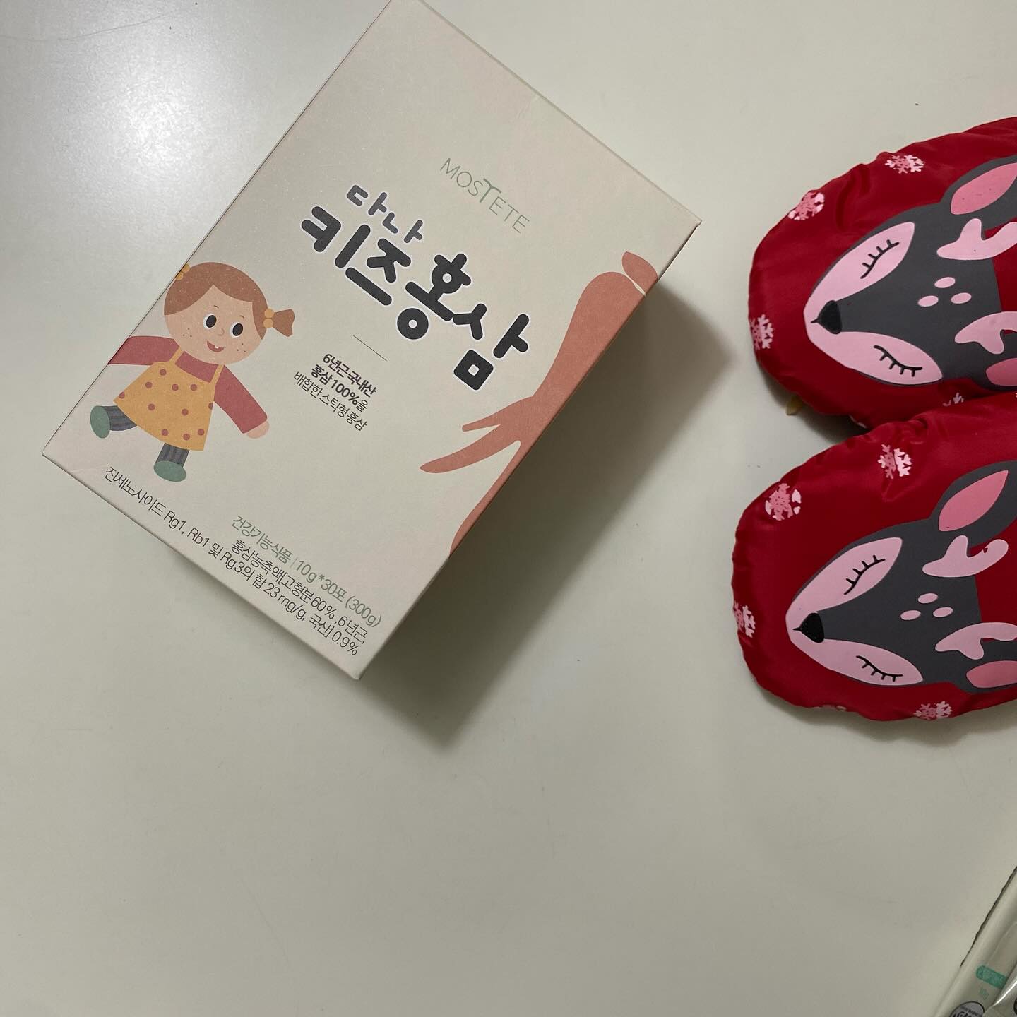 -
눈썰매 타러 갈랴면 체력충전 해야지❤️
밥 잘먹고 홍삼먹고 아자아자 
.
.
#키즈홍삼#키즈홍삼추천#어린이홍삼#아이홍삼
#초등학생홍삼#유아홍삼#어린이보약#밥잘안먹는아이
#아이면역력#아이영양제#모스티트#다나키즈홍삼#다나홍삼