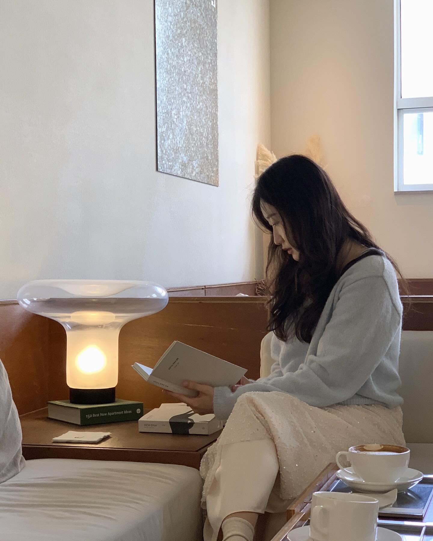 ☁️
봄이 온 줄 알았는데 아직 아니네 ⋆♥︎˖𓂃
오랜만에 머리 볶았더니 적응이 안 되는데
괜찮은가요?😇 손질이 더 어려워졌음 ૮ ⸝⸝o̴̶̷᷄ ·̭ o̴̶̷̥᷅⸝⸝ ྀིა
