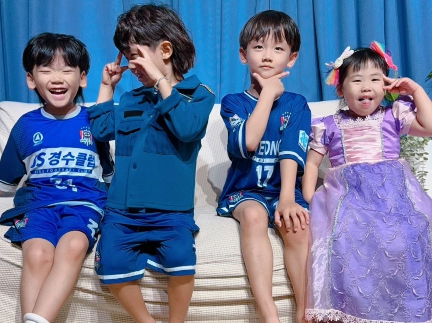 이번 방학은 키즈카페 뿌시기인가🤪
키카 갔다가 축구까지,,
