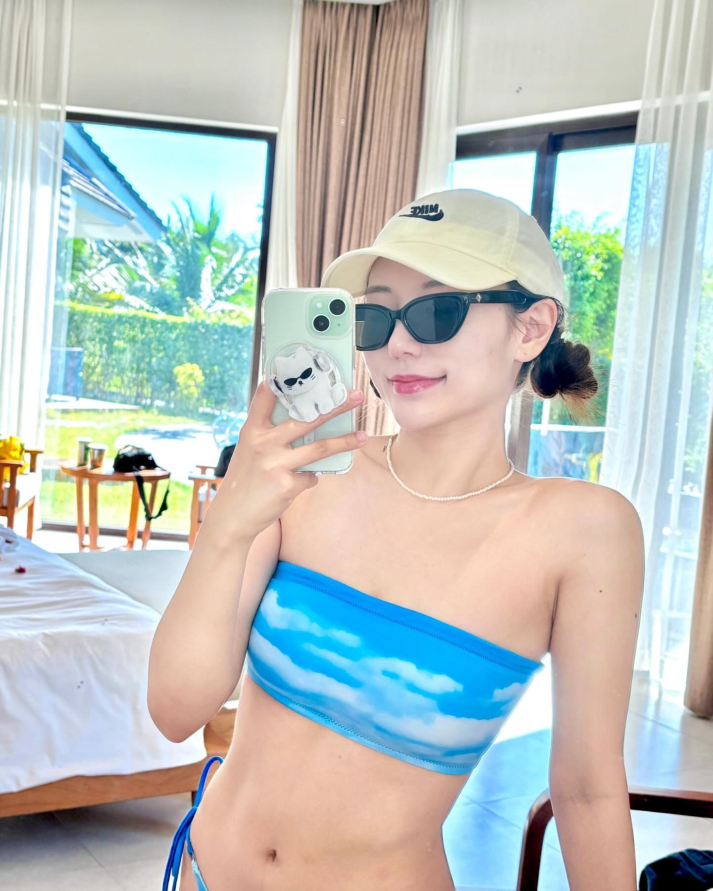 12월의 푸꾸옥 1일차🌴🥭
날씨 완벽 그잡채☀️

📍The Shells Resort&Spa Phu Quoc

날씨도 좋고 숙소도 한적하고 
한국인이 없어서 이국적인 분위기 더더 만끽했다!