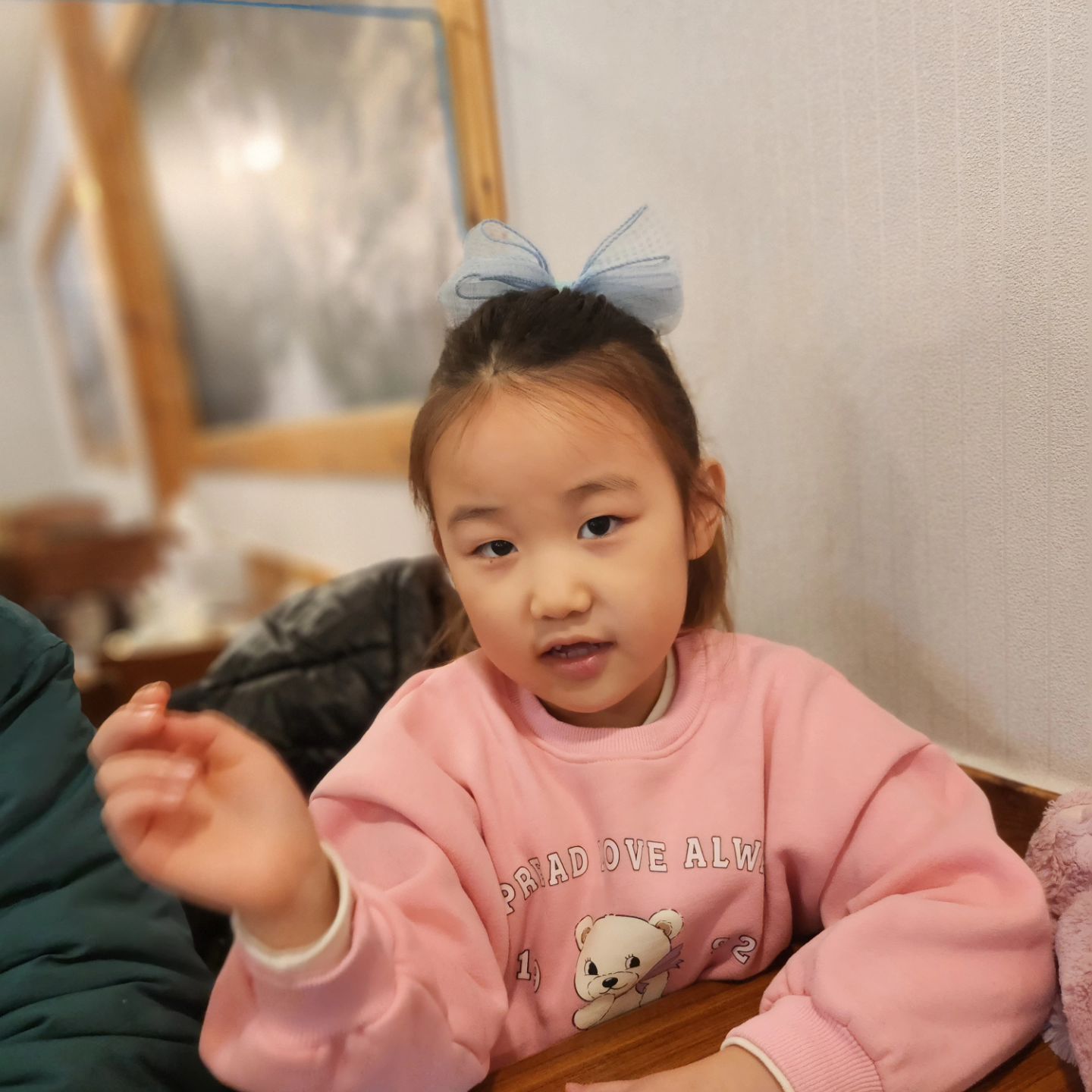 #👶 
-
밥부터 든든하게 먹고, 출바알♥︎

-
#여행은언제나즐겁지
#그중에제일은식도락여행
#올해초기록 
#우리집보물님💕