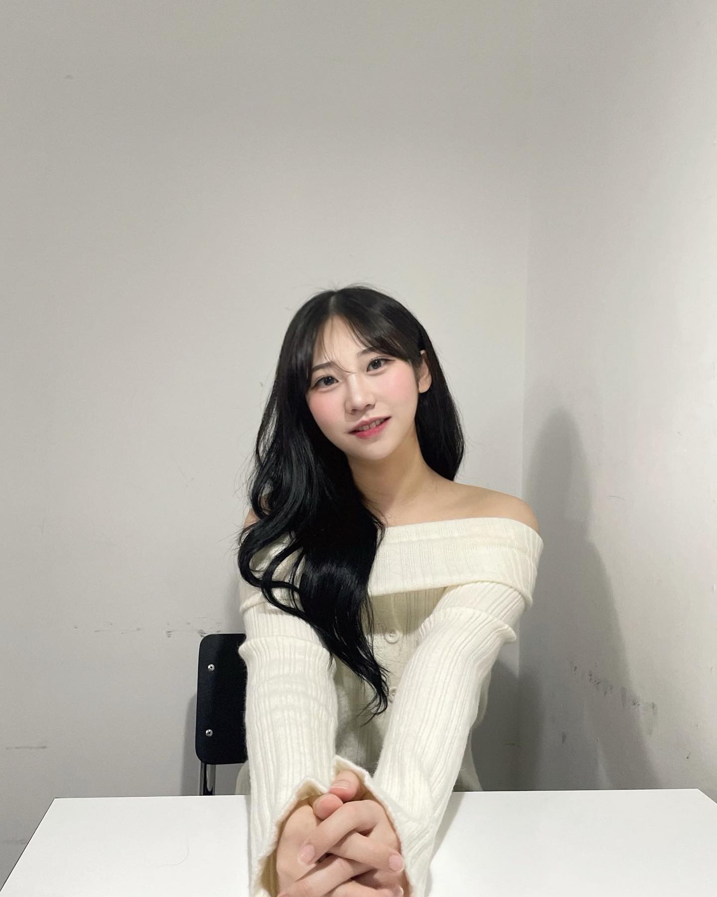 사진 제대로 찍으라고 100번 말한날🫥