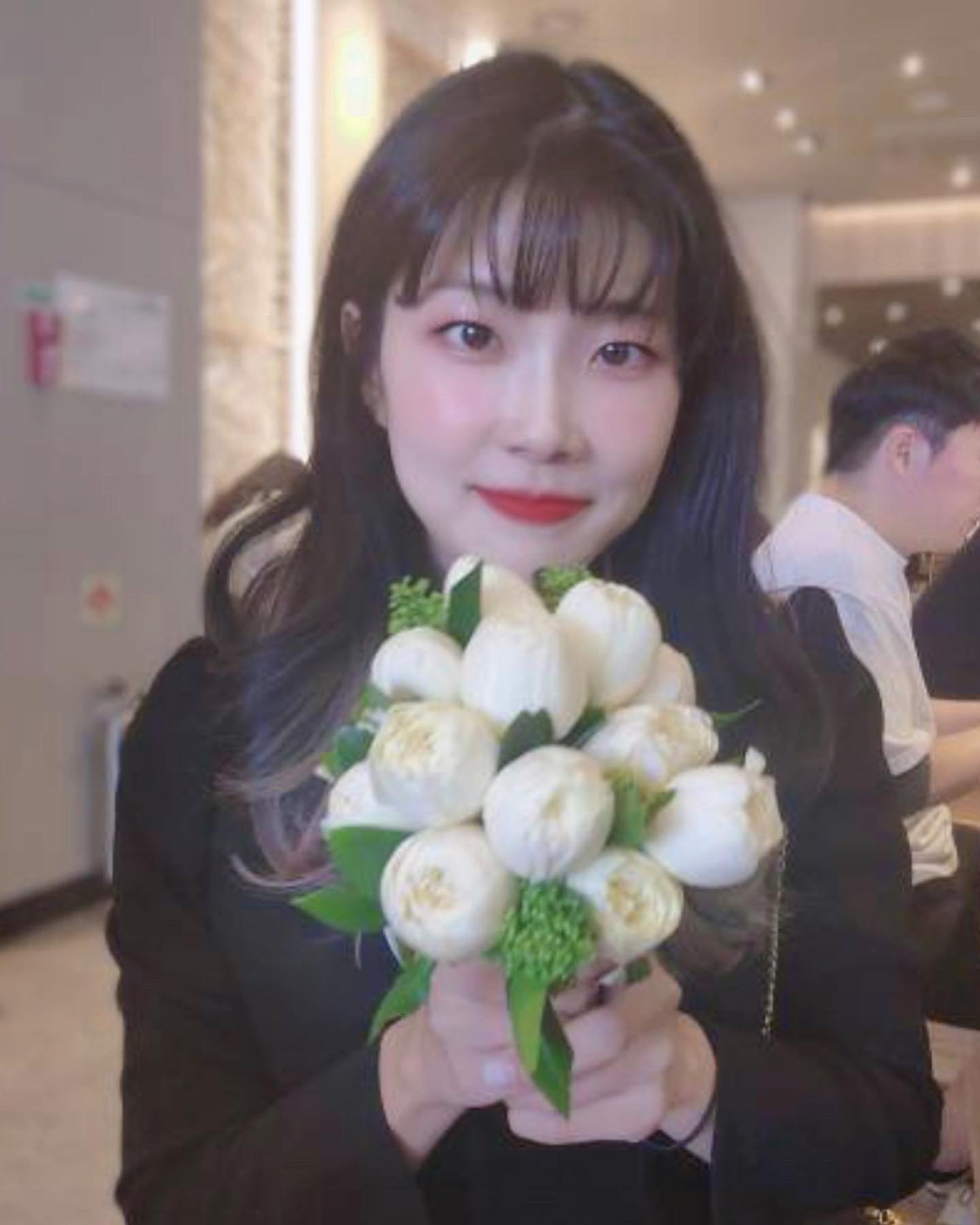 뒤에 아주씨 시강💐
⠀
⠀
⠀
⠀
⠀
⠀
Photo by jjeuni37