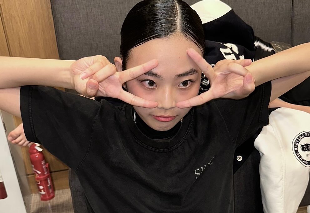 지나가는 니은 입니다만.😻