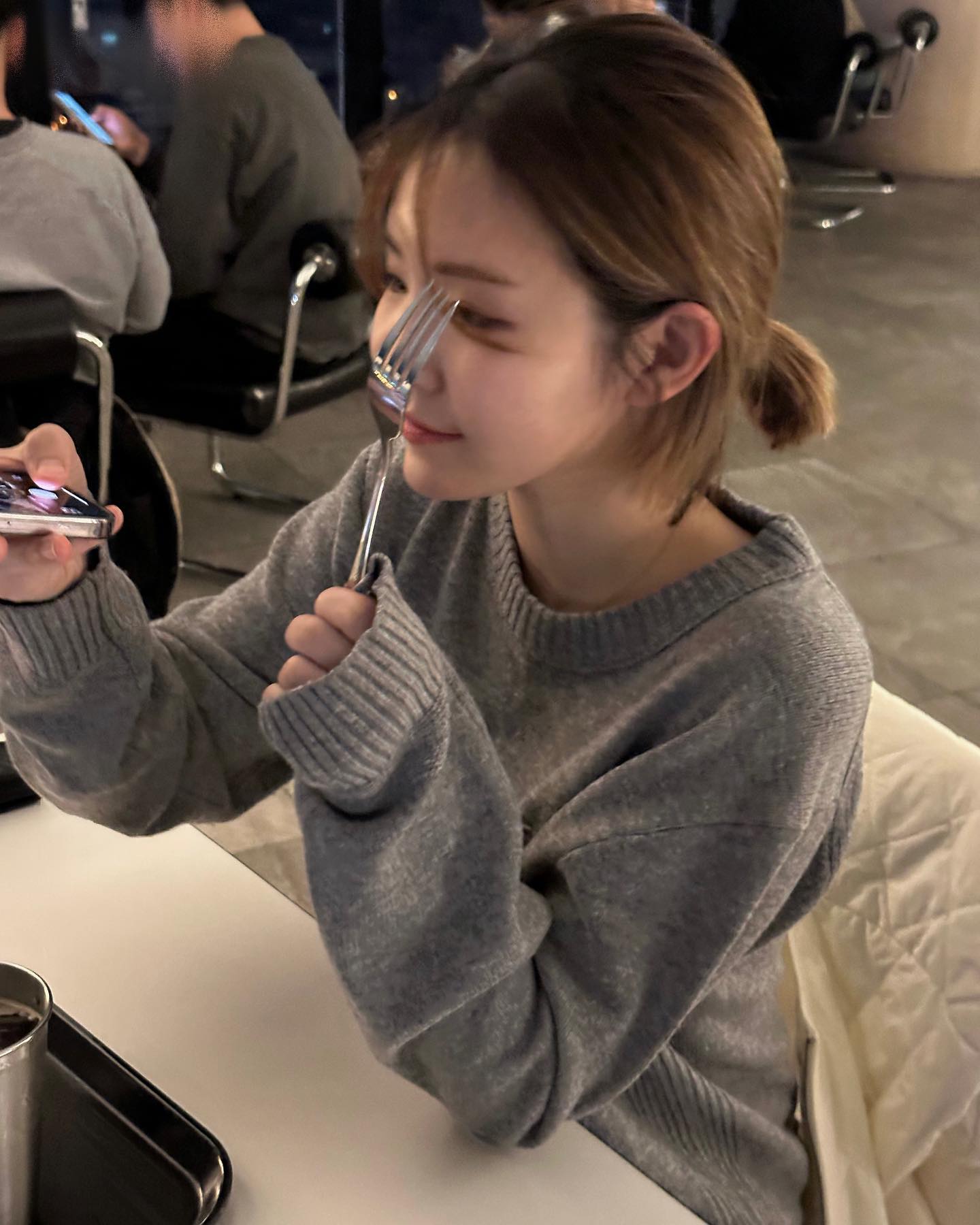 1.요즘 내일상 먹고 먹고 또먹기
2.머리에 토끼꼬리 달고다님
3.동그라미 여우🦊
4.문상훈이랑 썸타기
