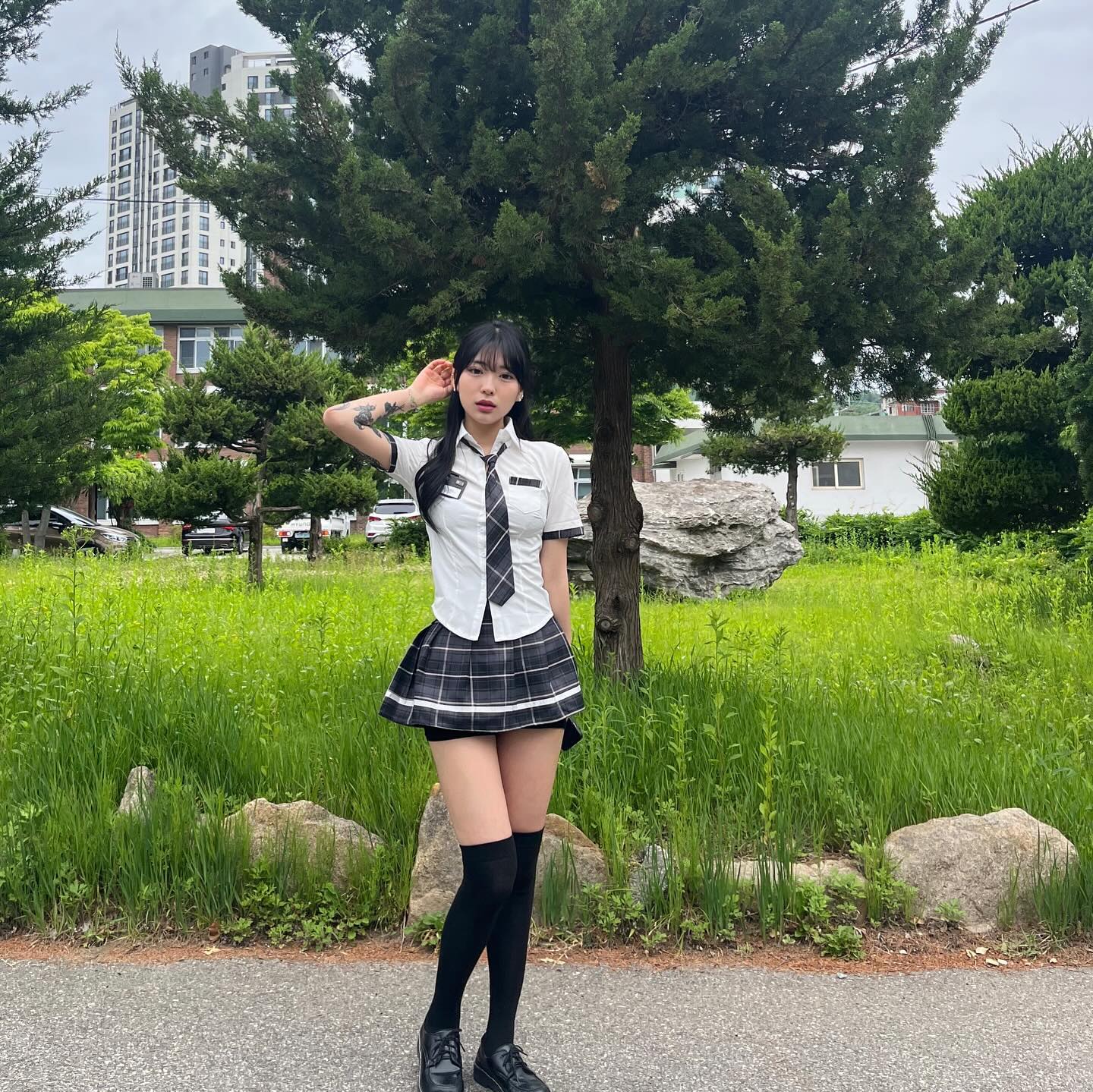 D-225
