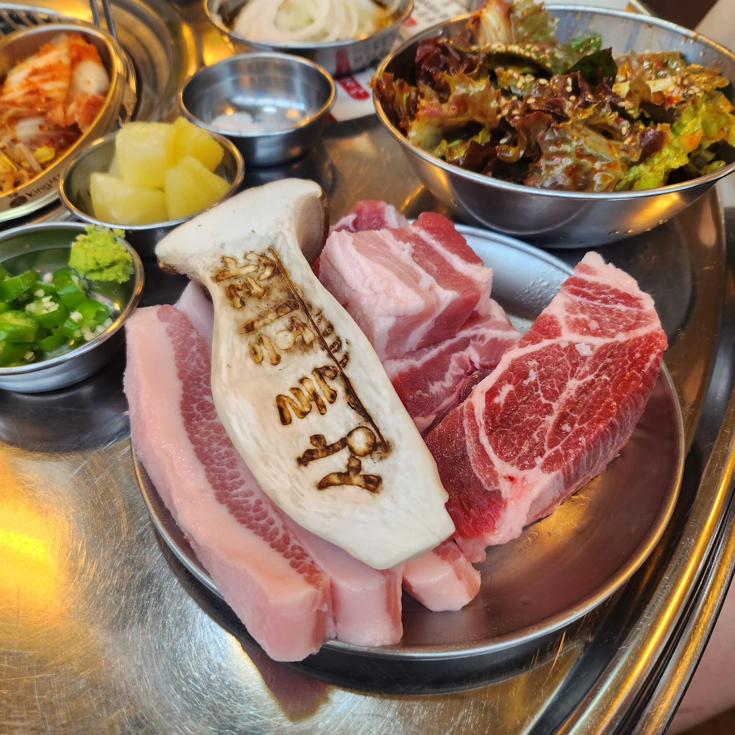 우리동네 찐맛집
고척동 개봉동 오면 요기 무조건가야함요

5시 이전 방문, 껍데기 서비스
굿...

#상록회관#구로고깃집#구로고기맛집
#가리비구이