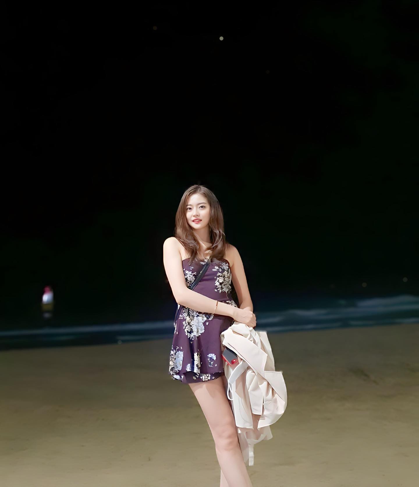 나의 홈타운 광안리 바닷가에서.. 핸드폰 잃어 버려서 이제부터 예전 사진 많이 업데이트 할거에요~ 내 맘이에요 ㅋㅋㅋ 🤣 태그도 귀찮아서 패쓰! 

ที่หาดควางอันรี เมืองของฉัน ผมทำมือถือหาย ตั้งแต่นี้ไปผมจะอัพรูปเก่าๆเยอะๆนะครับ~ ตามใจฉันค่ะ คิคิคิ 🤣 แทคก็ขี้เกียจ ขอผ่าน! 

我的家鄉廣安裏海邊... 手機丟了，從現在開始會更新很多以前的照片~ 隨我便 🤣 TAG也嫌麻煩，跳
