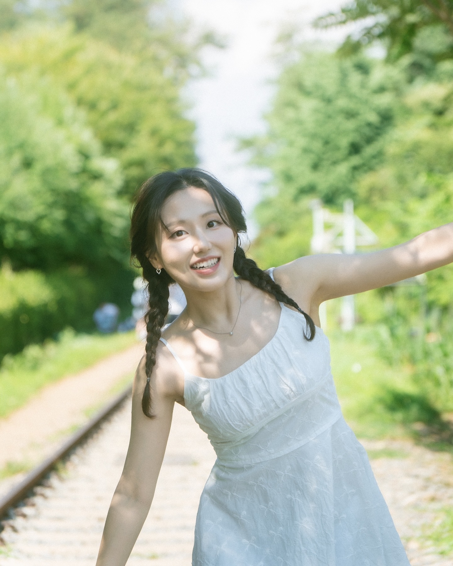 🌿
반짝이던 여름.

햇살이 쨍쨍 무더운 날이었지만 
그래도 절겁다 절거워🙃☀️

P. taeki._.film