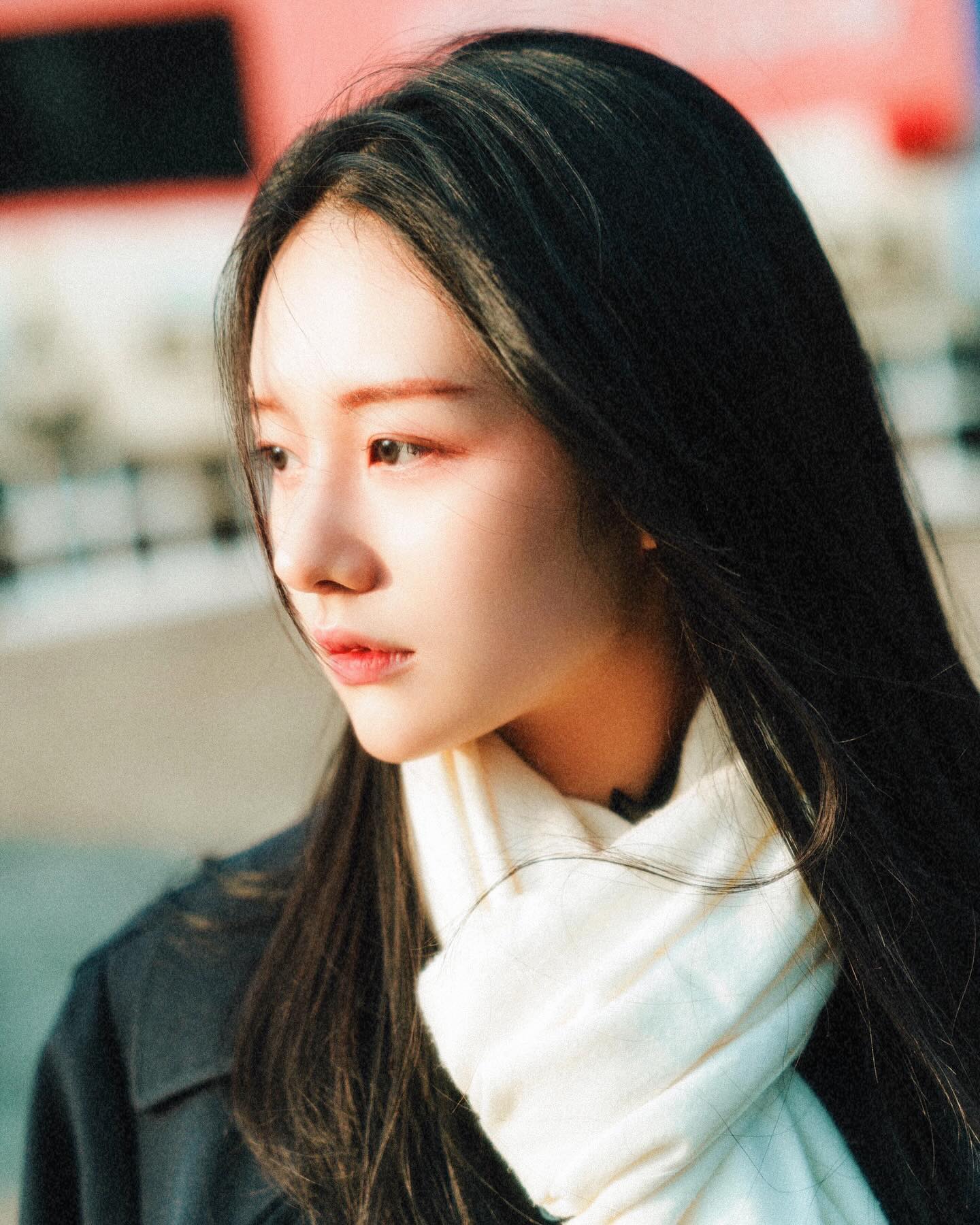 작가님의 아련미 가득한 사진🫠
Photographer: hee._film 

#촬영중#화랑대철도공원#스냅사진