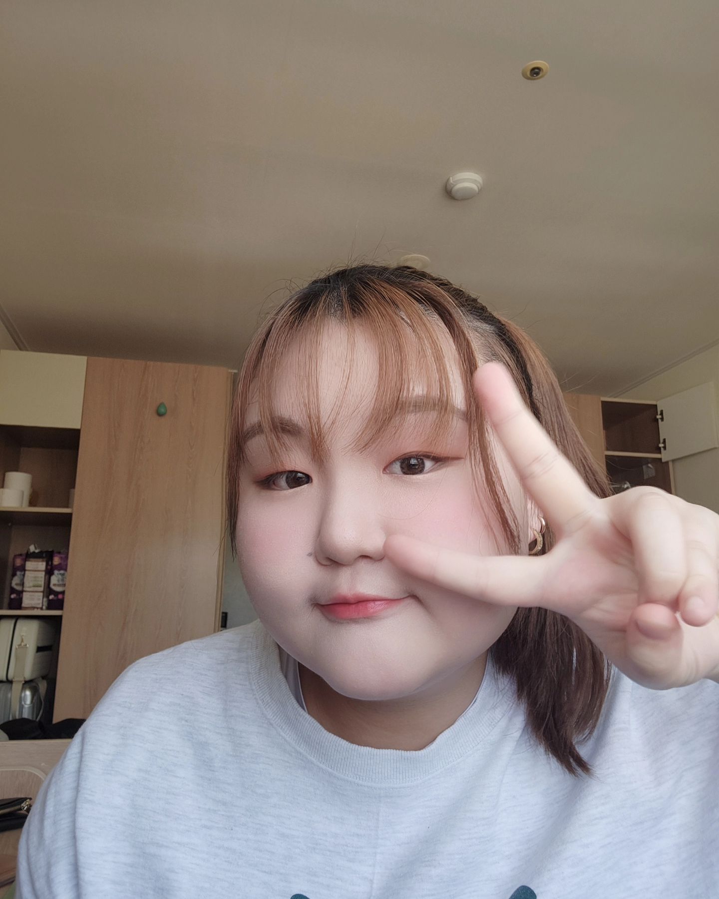 대학생활 굿~
나는 오늘부터 깜찍이해야지!