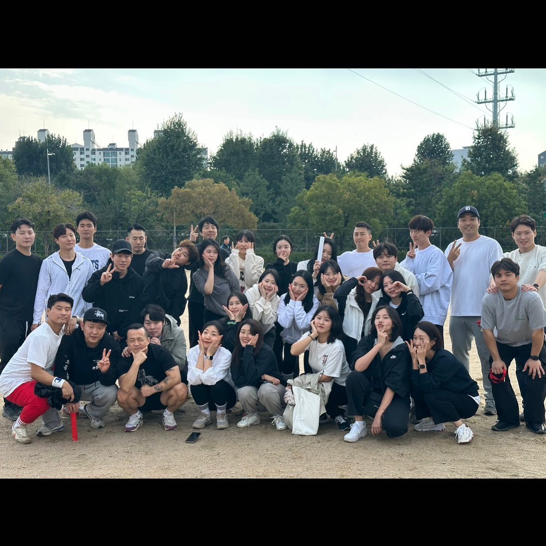#오락가락 #비 내리던 #어제 🌧️
#체육대회
#강서구 #주민 #나름 #대화합
#역시 #모이면 #그냥 #재밌지 😛
#태그 #귀차나