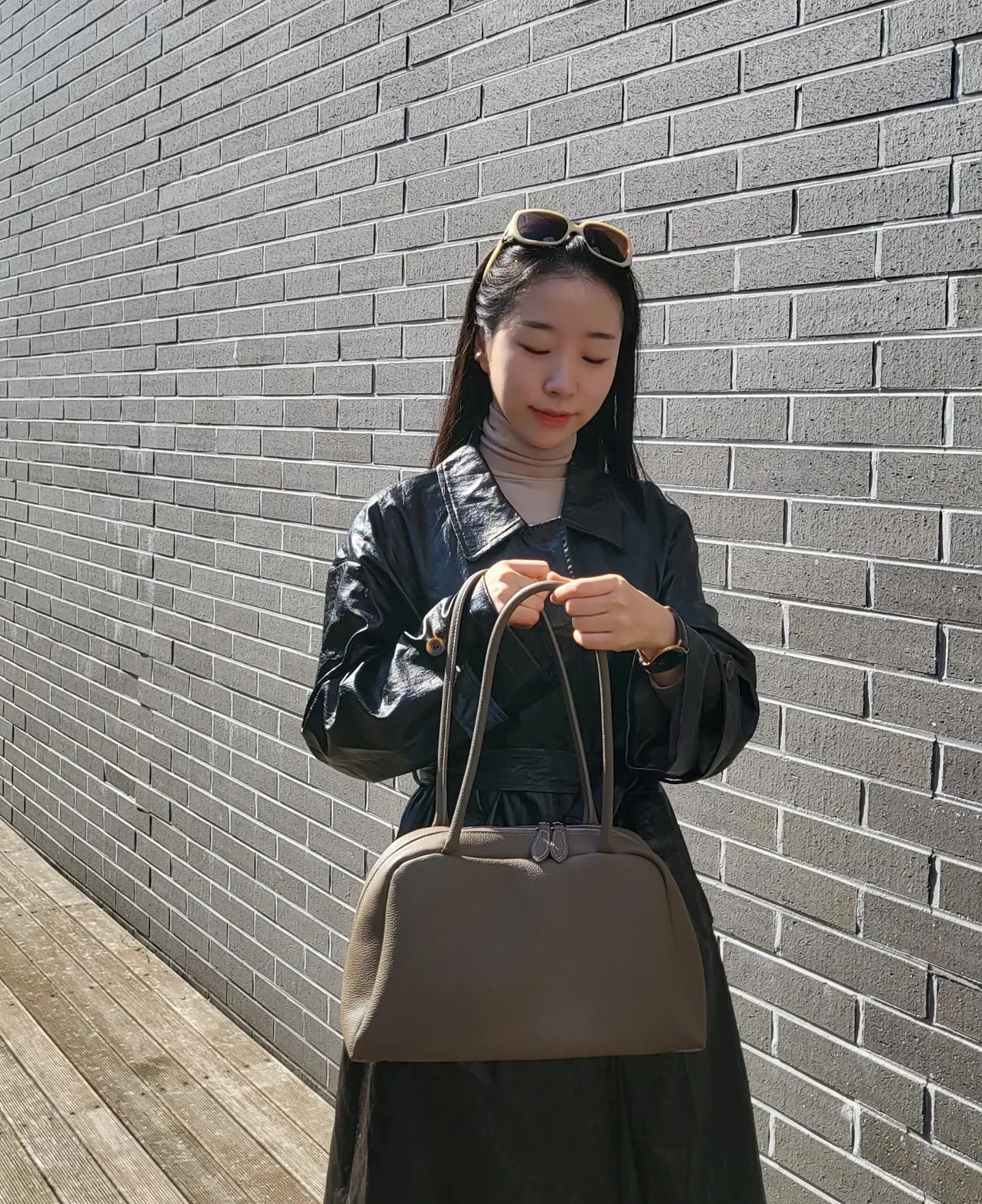 머리위에 선그리만 빼면 딱 출근룩🤍
선그리가 없음 출근이고 있음 놀러가는길인거예요ㅋㅋㅋㅋㅋ😏🫣
#오랜만에오오티디🕺