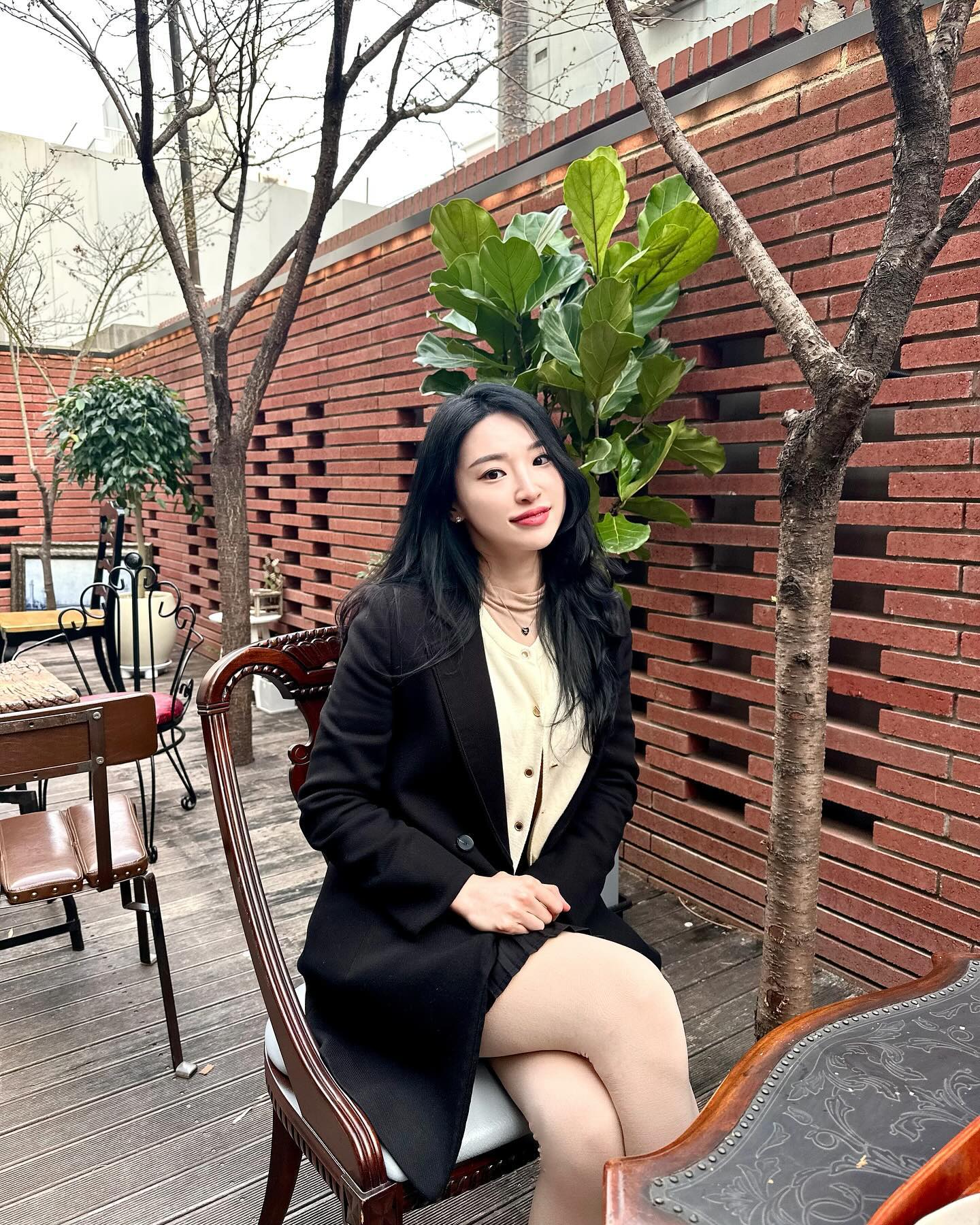 업로드 금지 병에 걸렸어요….구해주세요
🥹현생에 바삐 사느라..(정확히는 귀차니즘) 
3월에 찍은 사진 4월 중순에 다 되서 올리기🤣
.
.
