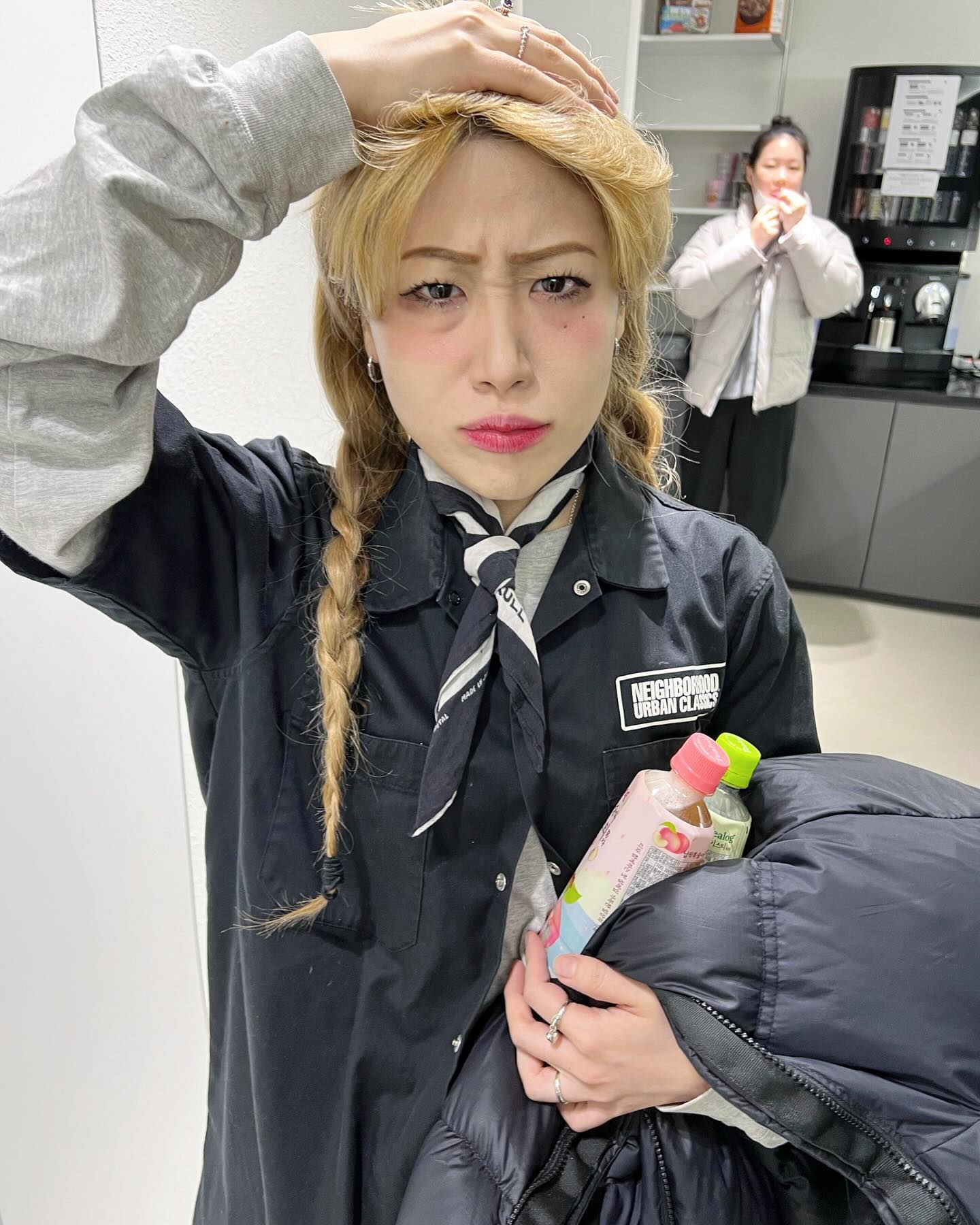 외출금지도 아닌, 남자금지를 30살에 당하였다. 그렇게 실버타운을 예약하게 되었ㄴ….😊