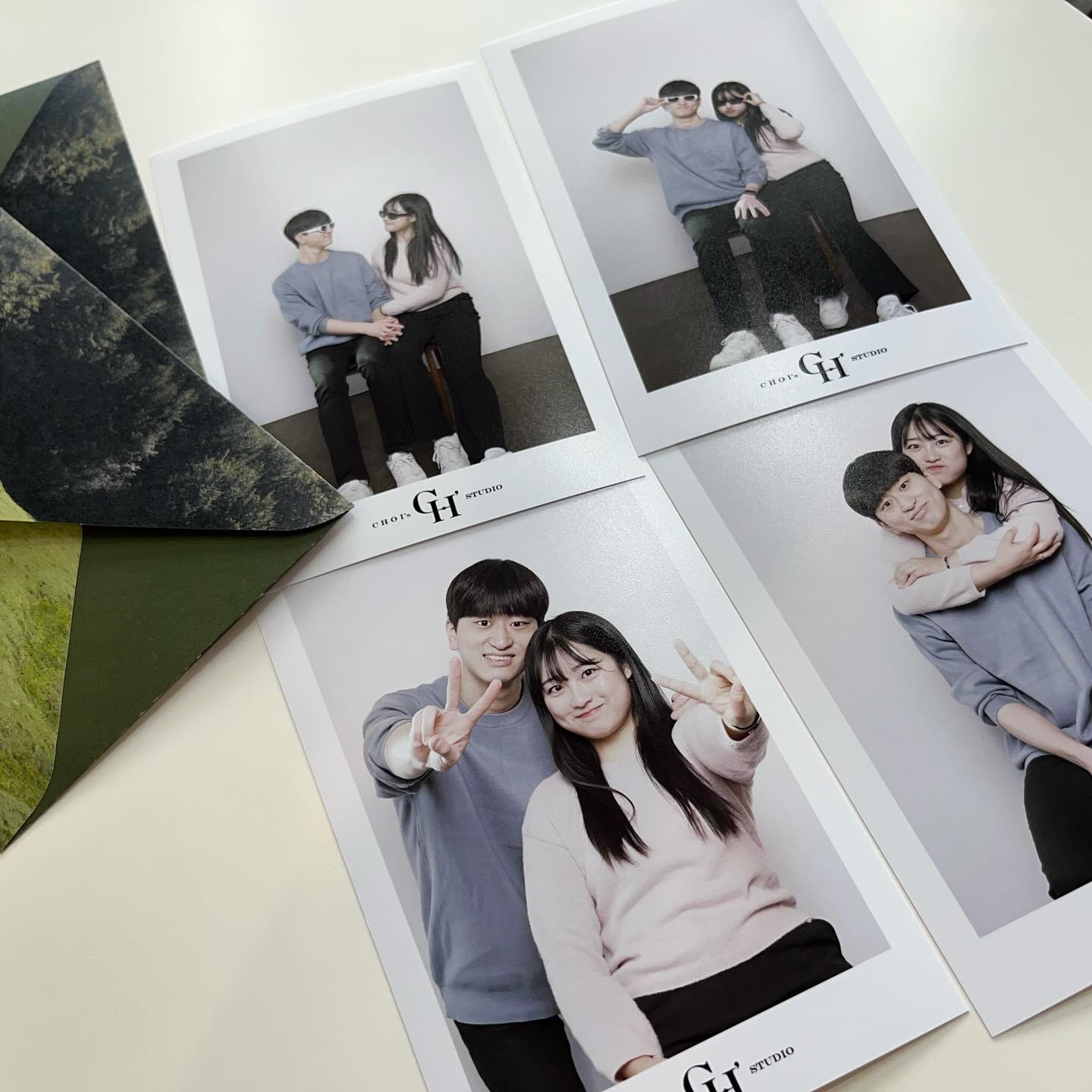 #협찬 
🏷️ 경주 초이스스튜디오

황리단길 갔다가 예쁜 추억 남기고 오기🤍 셀프 스튜디오라 눈치보지 않고 사진 찍을 수 있고, 예쁜 색감 보정까지 최고!!

⏰ 영업시간
OPEN 10:00 / CLOSE 22:00
​
📍 위치
경북 경주시 동성로 84-2 2층
​
☎️ 초이스스튜디오
0507-1439-8227

#황리단길놀거리
#경주사진관
#경주셀프사진관
#황리단길사진관
#경주셀프스튜디오
#경주증명사진
#황리단길
#황리단길셀프사진관
#경주사진