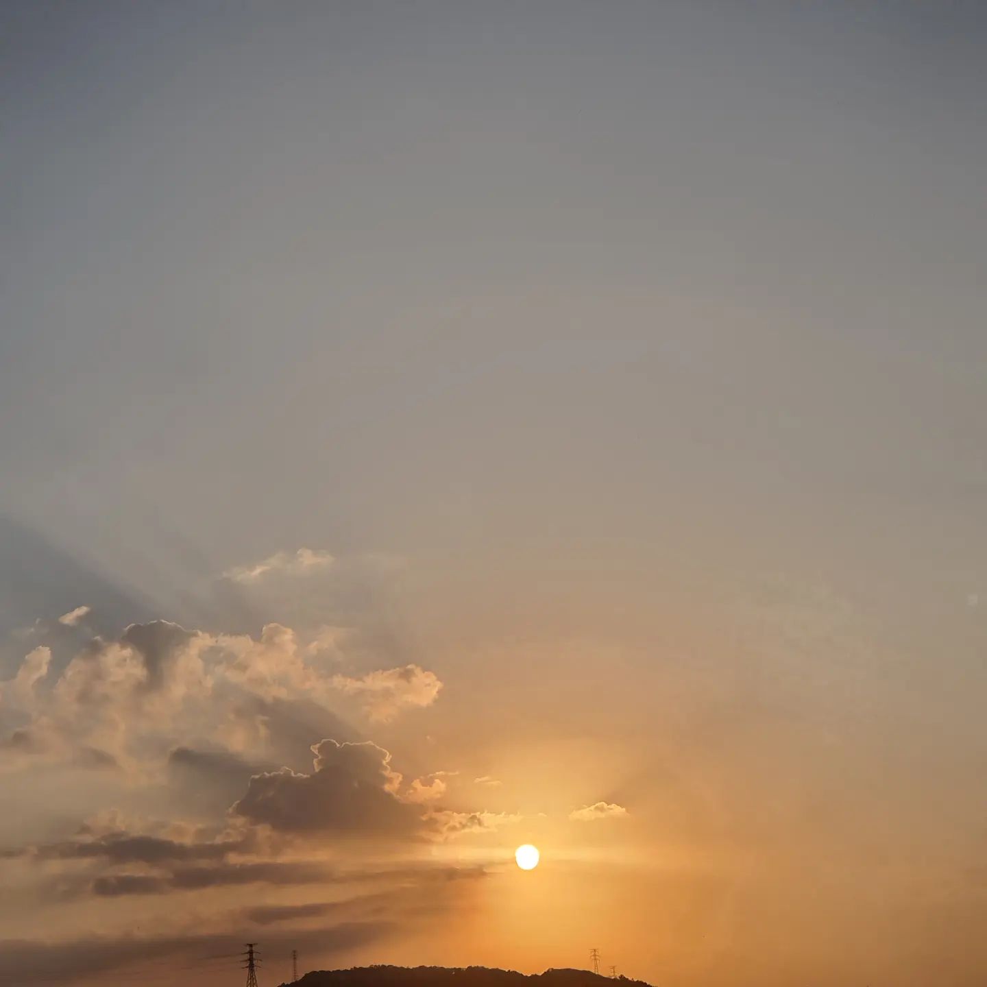 지인 집 앞 노을

#노을  #노을사진  #저녁노을