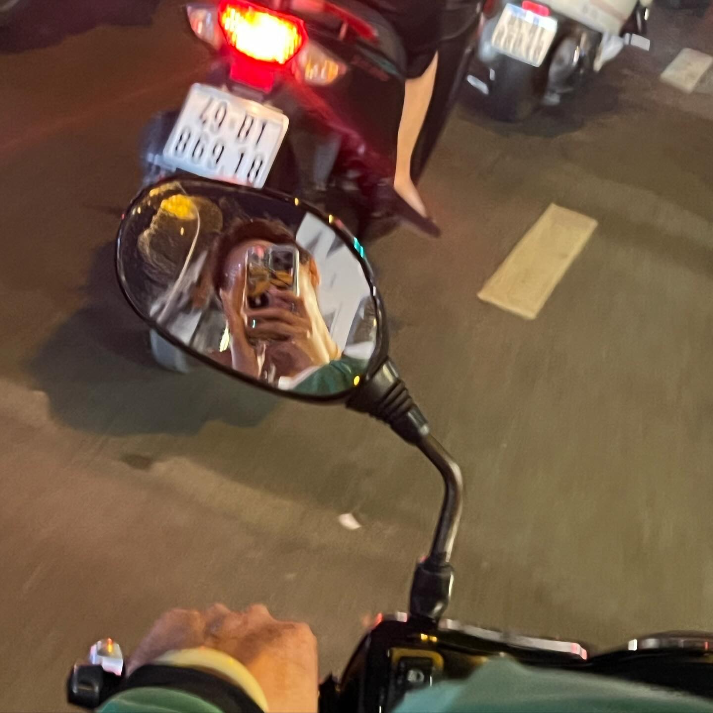 틈만 나면 오도방구 타는 일상 - 🏍️

#베트남 #베트남여행 #여행 #해외여행 #무이네 #vietnam🇻🇳 #수영 #물놀이 #vietnam #travel
