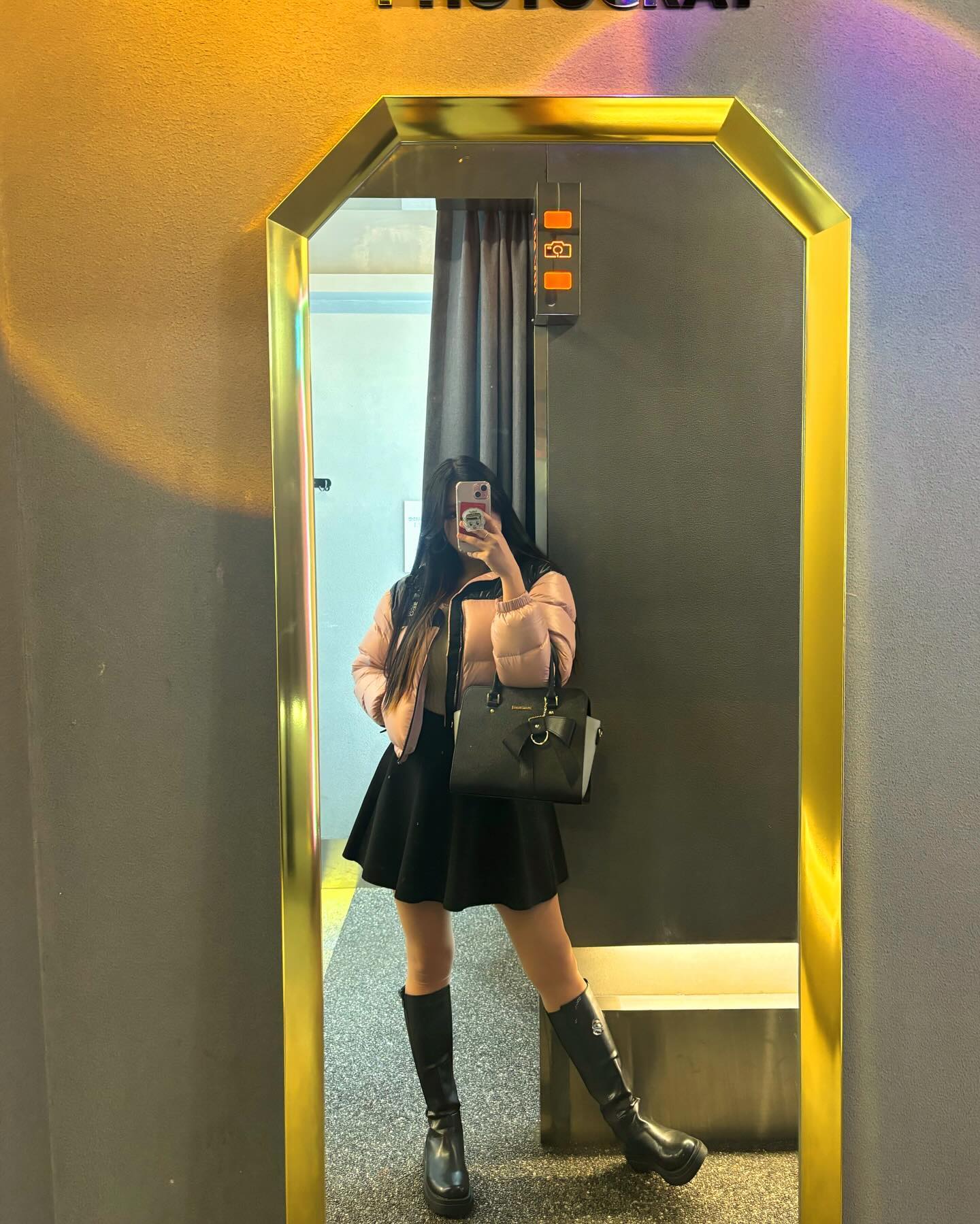 핑크가 제일 조햐🎀
.
.
.
#포토그레이 #셀피 #selfie #데일리 #일상 #daily #seoul #서울 #얼스타 #셀스타 #셀카 #거울샷 #소통 #좋아요 #좋반 #00 #like #ootd #오오티디 #노스페이스눕시
