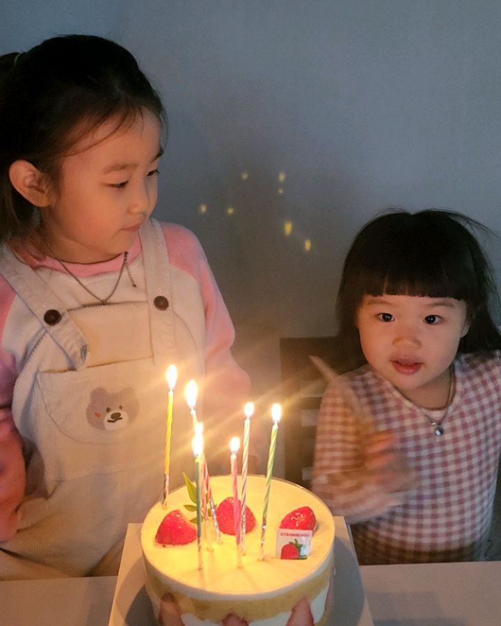 #👶 
-
아무날도 아니지만, 그냥 축하♡

-
#갑자기트리보고싶네
#지난피드기록중 
#우리집보물님💕