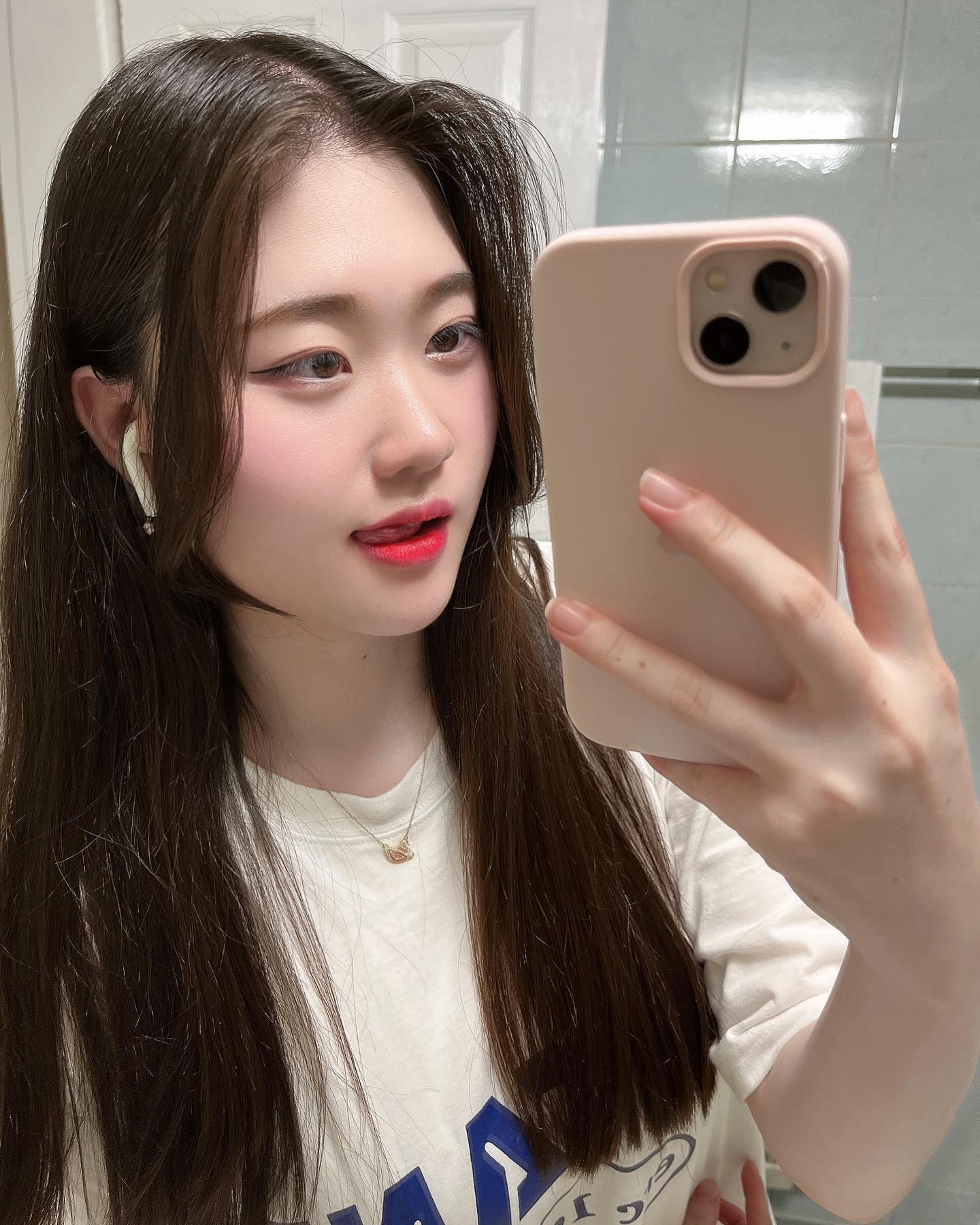 ಇ( ˵ᐛ ˵)ಇ
