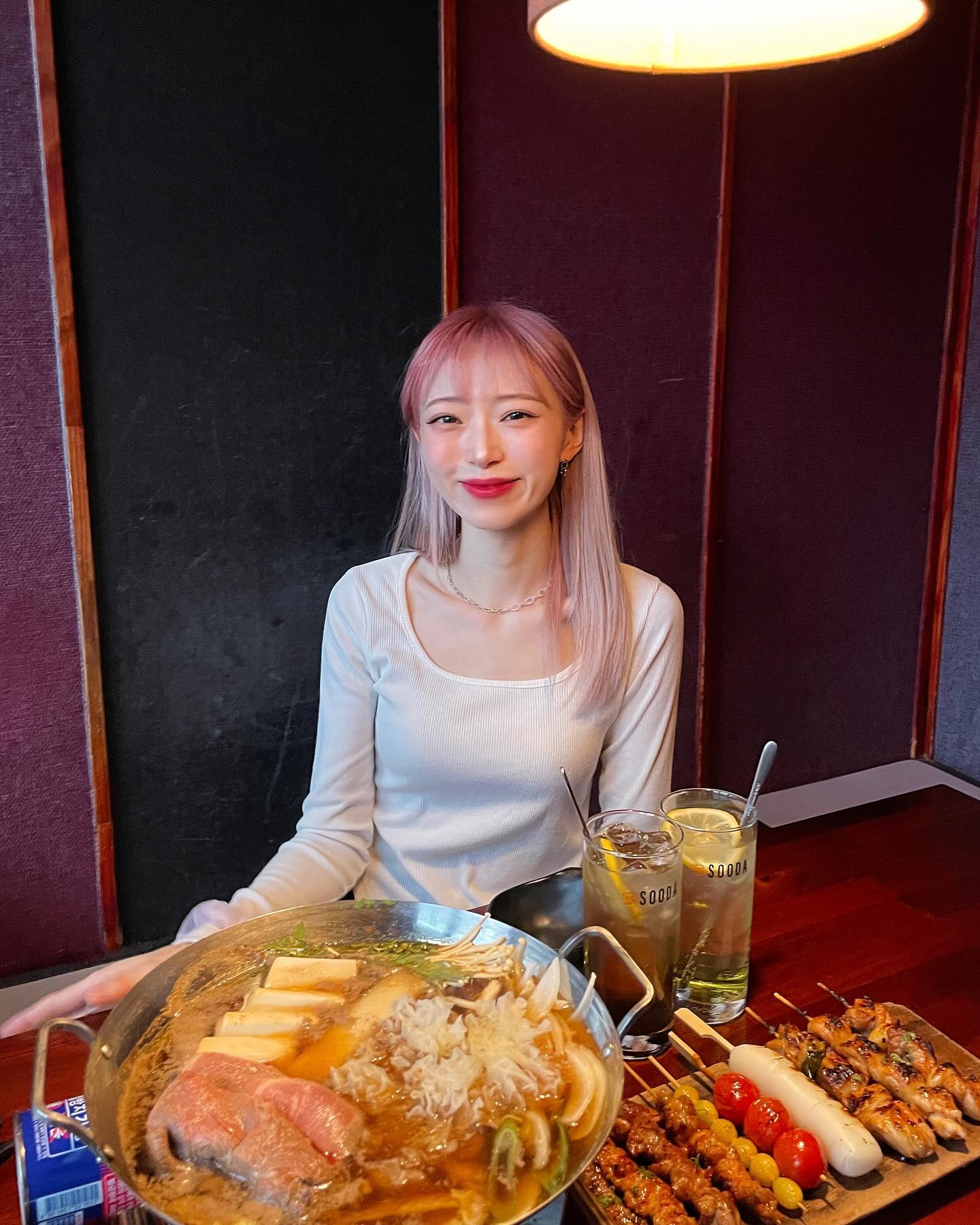 #협찬 술 앞에 가장 행복한 나🍹
맛있어서 추가로 더 시켜버려..; 🥹🍺

#이자카야수다 #수다대치점 #대치동이자카야 #강남맛집 #강남술집
#이자카야 #이자카야추천 #선릉맛집 #선릉역맛집 #직장인회식