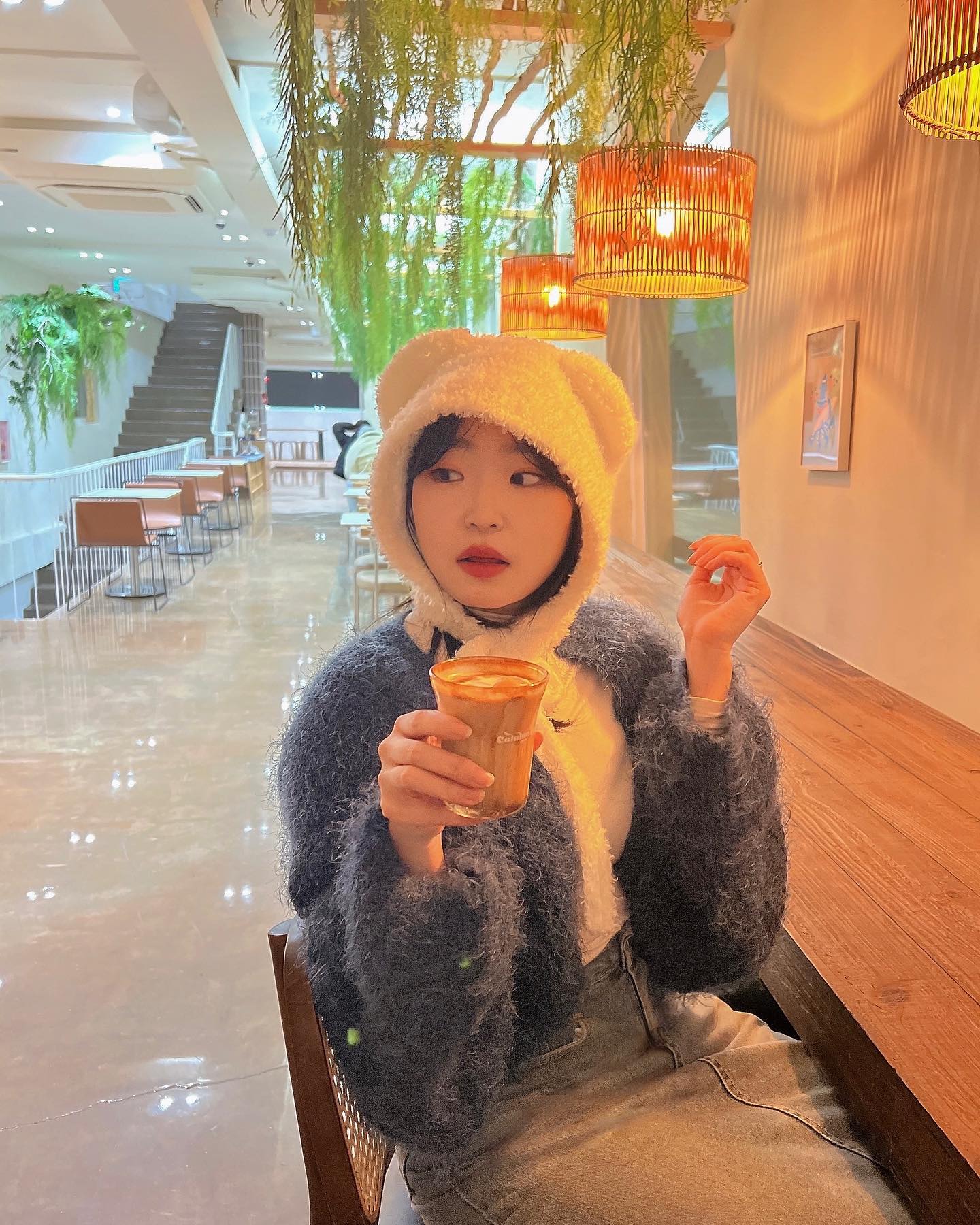 오징어땅콩 라떼 맛을 알어?! 🦑
.
.
.
#강릉 #강릉카페 #강릉맛집 #강릉여행 #강릉가볼만한곳 #강릉카페추천 #깔라마리 #강릉카페투어 #강릉여행코스 #강릉핫플 #강릉카페거리 #강릉데이트 #강릉데이트코스 #강릉깔라마리 #강릉바다