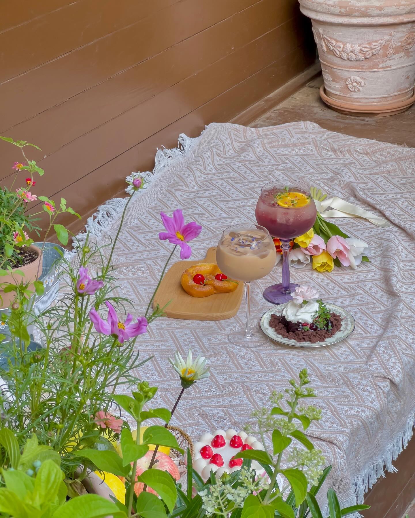 다음엔 장미필때 맞춰와야지..🌸🌼🪻