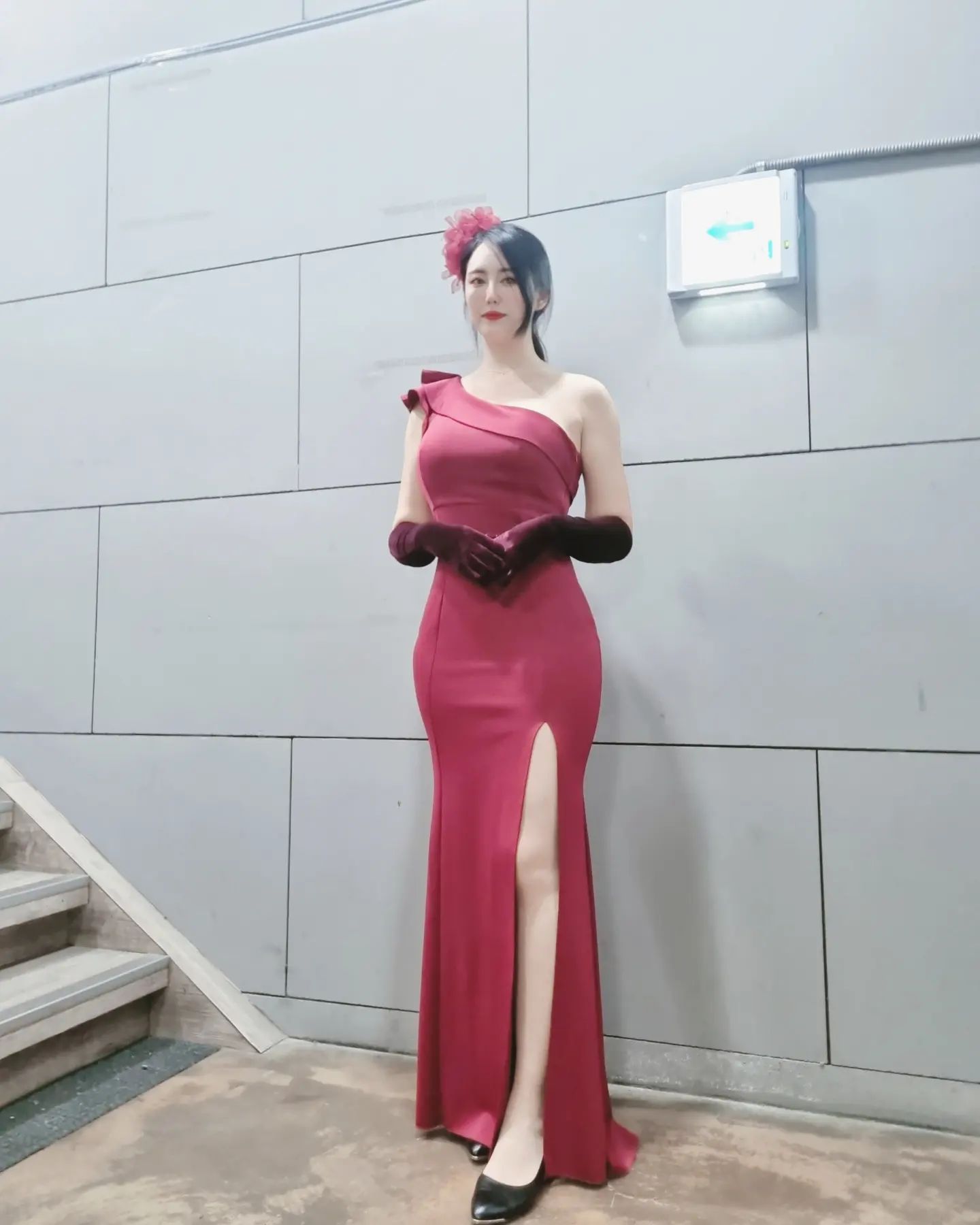 연극 #우정만리 
대학로 공간아울에서 12월14일부터 25일까지 공연중입니다

3대에 걸친 우체부의 이야기 그리고 일제시대 독립군 이야기도
녹아있어요

연기력 탄탄하신 원로배우 선생님들 선배님들이 대거 출연하시고
스토리와 연출도 너무 훌륭해서
다들 기대 이상으로 재미있게 봤다는 평이 속출 중입니다

저는 가수, 독립군 등으로 나옵니다

네이버.인터파크에 우정만리 검색하시면 티켓구매하실수있고
제 지인이시면 예술인할인 배우할인으로 50%할인 클릭하시면 됩니다❤️

열심히 준비했고 정말 좋은작품이라 함께할수있음이 영광이랍니다🥰
많이들 보러와주세요🥰🥰🥰🥰🥰💗

#우정만리 #연극우정만리 #대학로연극 #대학로연극추천#공간아울#대학로#연극추천 #얘기씨어터#얘기씨어터컴퍼니#배우남궁하린 #남궁하린
#독립군 #가수#대불호텔