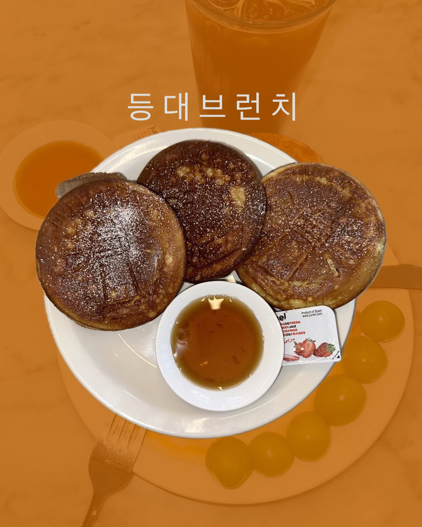 바다다에서만 볼 수 있는 브런치! 시작합니닷 :>

1. 등대 브런치 (기본)
​
기본에 충실한 등대빵 !
시럽 + 버터가 함께 나갑니다.

2. 바다다 브런치
​
브런치에도 시그니처가 있는 카페 ?!
시그니처만 가득한 카페인 바다다베이커리카페입니닷 
>< 등대빵, 소세지, 바나나, 제철과일, 시럽이
같이 제공됩니다.

3. 엄마손맛짱김치볶음밥
​엄마손맛짱 👍🏻 
사장님께서 직접 담그신 김치로 만들어서
얼마나 맛있게요 ~
​
근데 소세지랑 같이 먹으면 
끝 ! ~~~~
말해뭐해입니다.

브런치 주문 시 음료 20% 할인됩니다.

피자도 나와요 ! 곧 만나요 :)