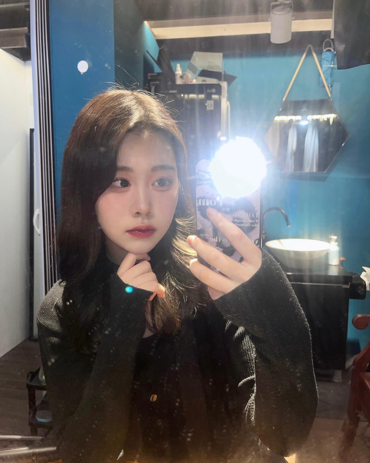 앞머리 깔까 말까 계속 고민 중 ㅡㅡ