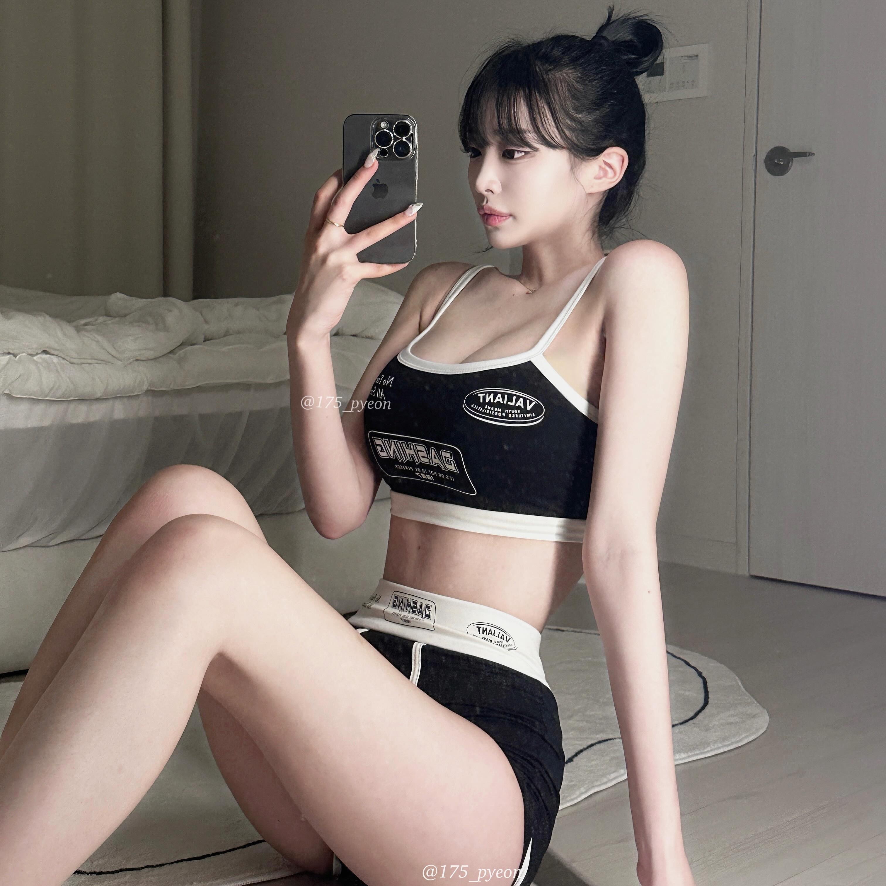 거울샷은 역시 무보정 🫡