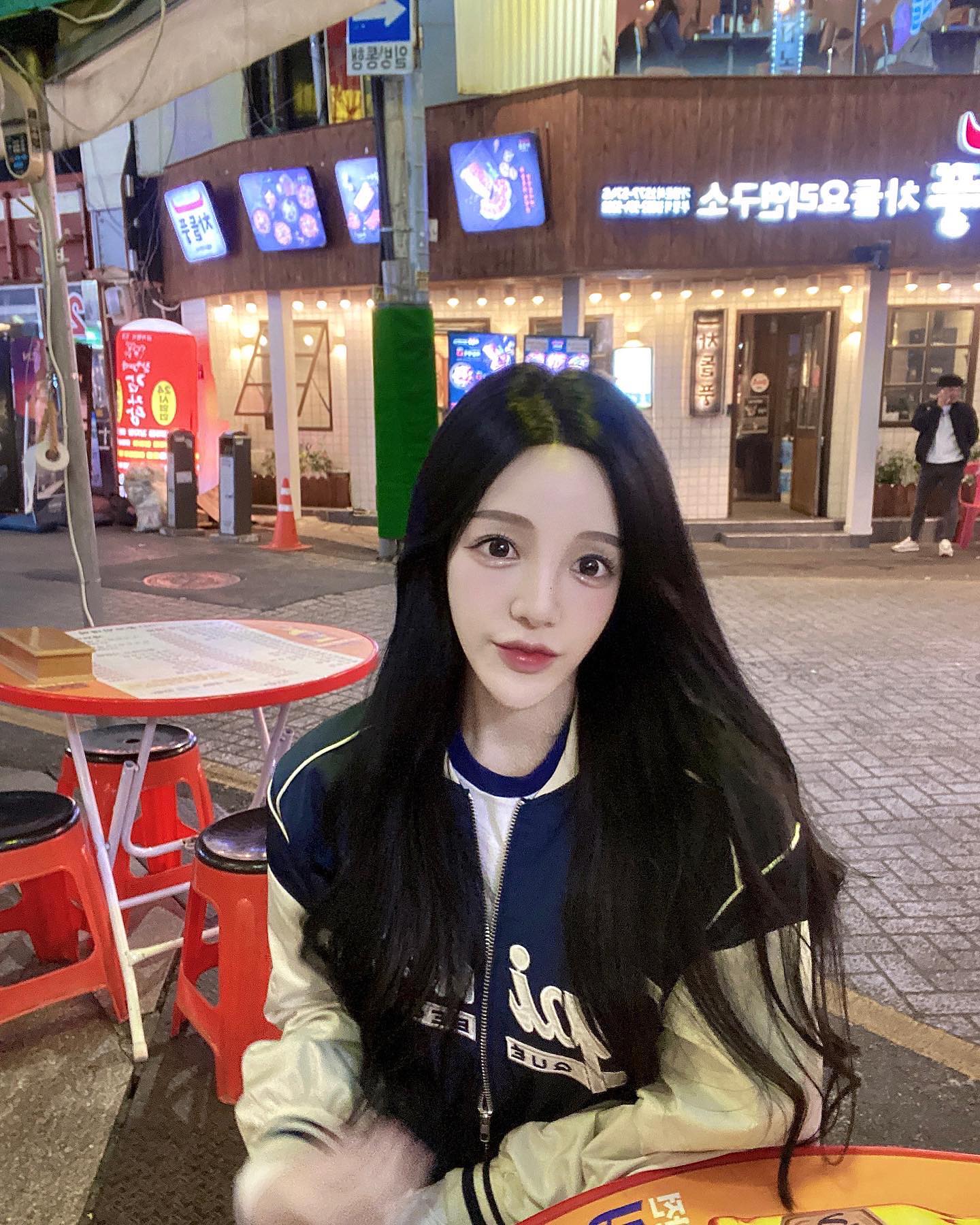 야장에서 쏘맥먹기 죠은 날씨!🍻🌙종빈에서 감자전🥔 #오술차 안쥬 다 맛잇엉

_
#종로빈대떡 #오술차부평점 
#부평술집추천 #부평맛집 

_