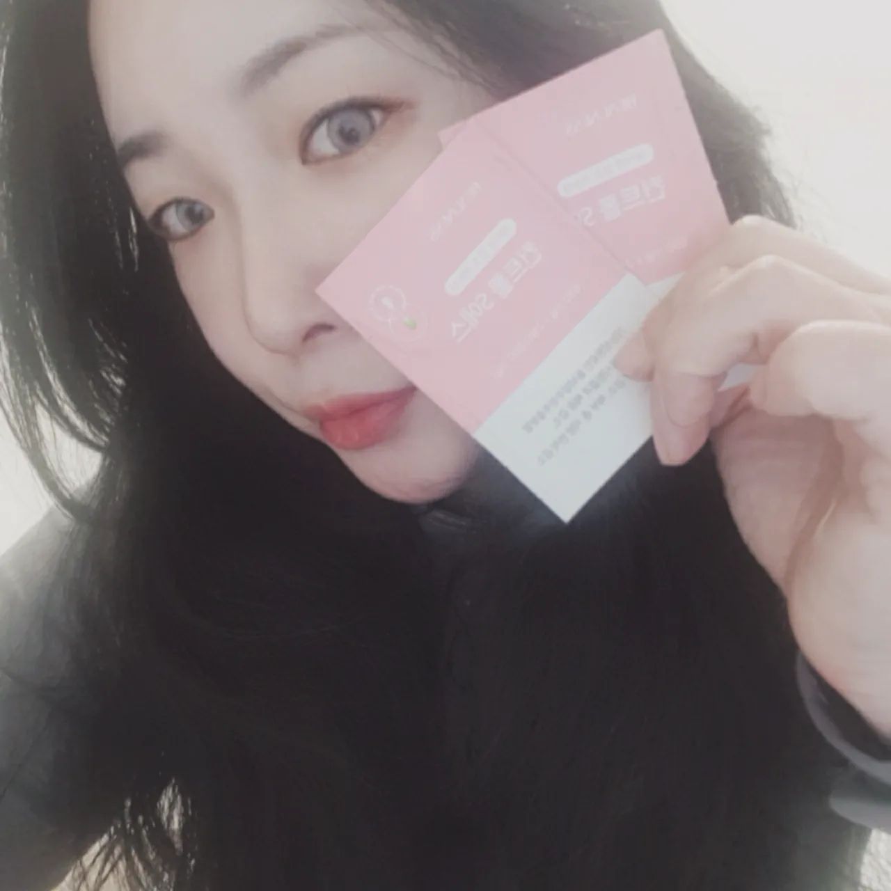 #협찬
beauness_official

식약처에서 체지방 기능성 인정 받은 뷰니스 컨트롤 S

세계 특허 개별인정원료인 돌외잎주정추출물이 함유되어있어요♥
하루에 한포만 먹어도 기초대사량이 증가하여 자연스럽게 4-500칼로리가 소모되고 체내 운동스위치인 AMPK효소를 활성화시켜줍니다. 컨트롤S 섭취 후 운동하면 효과가 2배 !!

체지방 감소에 큰 도움을 주는건 물론 비타민, 미네랄 등 다양한 부원료가 함유되어 다이어트 시 부족할 수 있는 영양소를 채워줄 수 있지요😘😘

#뷰니스 #beauness #컨트롤S #뷰니스컨트롤S #다이어트 #체지방다이어트 #다이어트보조제 #돌외잎다이어트 #돌외잎주정추출물 #체지방감소 #운동부스터