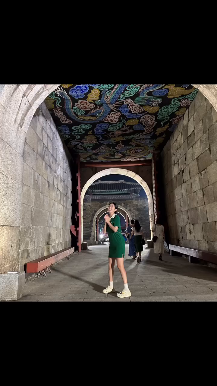 31살이 됐다고 했던게 엊그제 같지만 벌써 32살 맞이하는 나🥹
내 사진 위주로 하고 싶었는데 내사진 찾기란 하늘의 별따기✨
아이들을 찍어주는 나 밖에 없뉑 😅
그래도 돌아보니 알차고 열심히 자~~~~알 키웠다🩵
근데 겨울방학 아직도 2주 남은거 실화소니,,,,,,,,,,,,,😮‍💨
.
며칠 안남은 한해 마무리 잘하시고 건강하시고 2024년 거창한 꿈도 좋지만 꼬옥 무탈한 한해를 맞으시기 바랍니다🫶🏻🫶🏻🫶🏻🫶🏻🫶🏻🫶🏻🫶🏻🫶🏻🫶🏻🫶🏻
.
#2023 #byebye #2023recap #2024