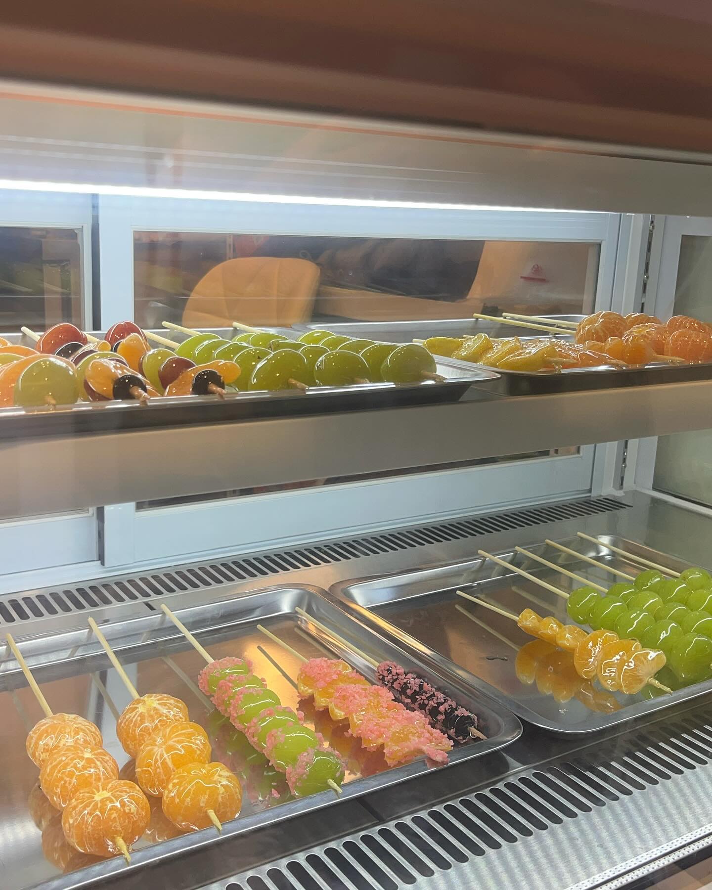#협찬
🍓대단한탕후루 양재점🍇
주소 : 서울 강남구 남부순환로363길 16 지상1층 101호

처음보는 팝핑탕후루가 있어 바로 팝핑탕후루픽! 지금 인스타그램,틱톡,유튜브에 업로드만 하면 탕후루가 공짜!인 이벤트가 있으니 많이 참여해보세요 😆 매주 월요일,추첨을 통해 100분께 대단한 탕후루기프티콘을 준다고하네용?

-참여방법-

1. 대단한 탕후루를 먹는다.
2. 인스타그램,틱톡,유튜브에 업로드한다.
3. #대단한탕후루#대단한탕후루챌린지#대단한탕후루송#탕후루맛집#탕후루 를 태그한다 대단한탕후루송과 함께 올리면 당첨확률UP!
4. 기프티콘을 받고 맛있게 먹는다!

#대단한탕후루양재점#양재역탕후루#양재역카페#양재역디저트#양재역맛집#대단한탕후루#소자본창업#탕후루창업#탕후루프랜차이즈#탕후루체인점#대단한탕후루창업#커피창업#소자본커피창업#커피프랜차이즈#탕후루#탕후루맛집#탕후루가게#탕후루가게창업#탕후루만드는법#탕후루창업비용