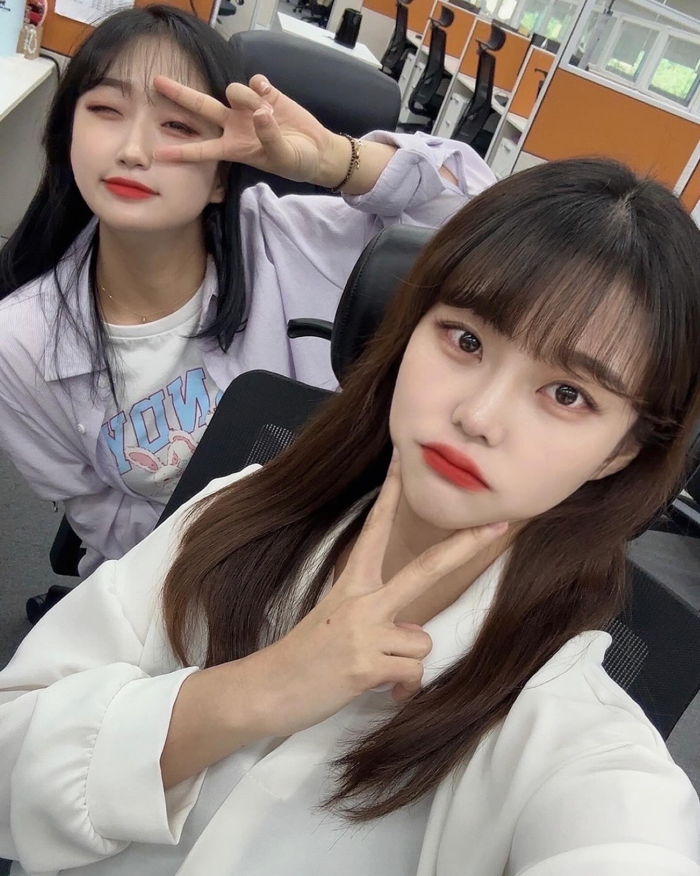 허리디스크 갑자기 심해져서
운동 제대로 못하고 우울한 요즘이지만
올해 마무리와 내년은 건강을 목표로 ~~!

그래도 나 벌써 5kg 넘게 뺐지롱 👼🏻

#셀카 #셀피 #다이어터 #직장인 #건강이최고
