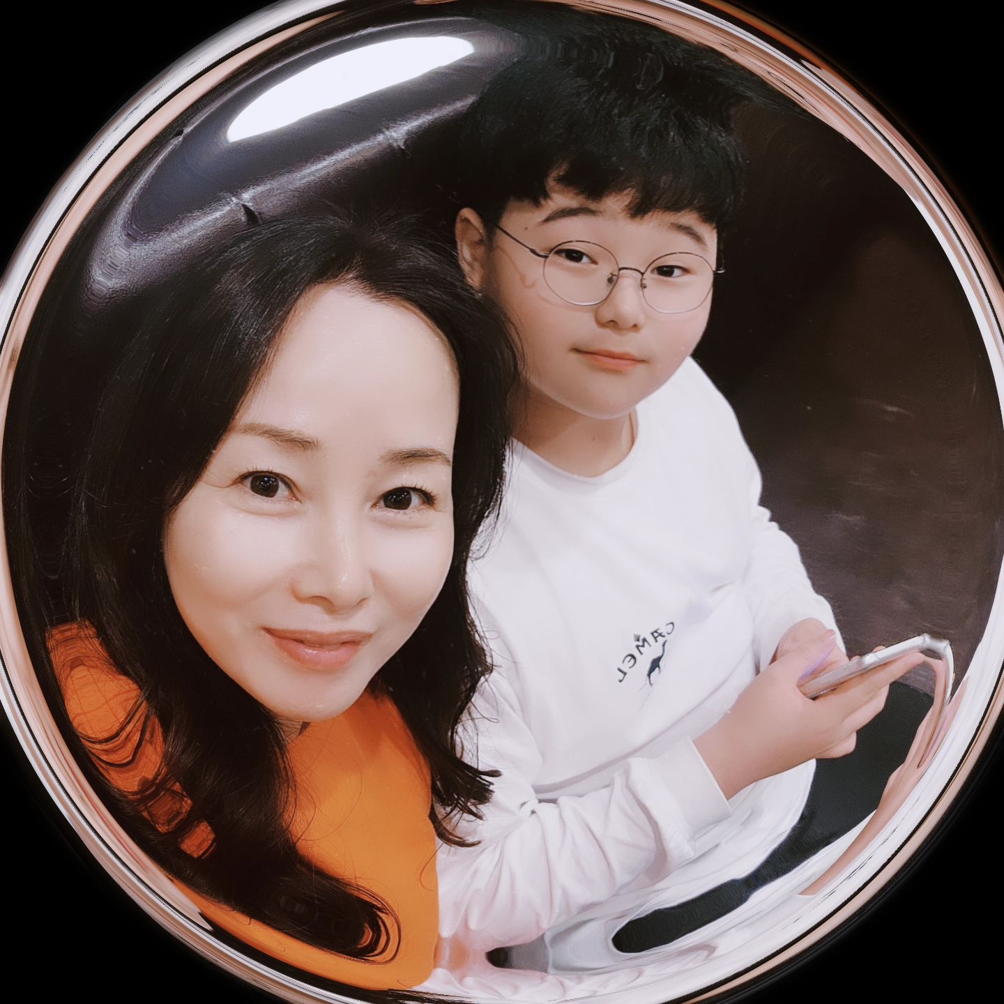 내짝꿍♡
얘랑 노는게 젤 재밌어♡
자기반 여자애들보다 더 강하다고  하지만
난 그정도는 아닐껄??-^-

#수요일
#신문수업
#메가커피
#수요일데이트
#기다려야해