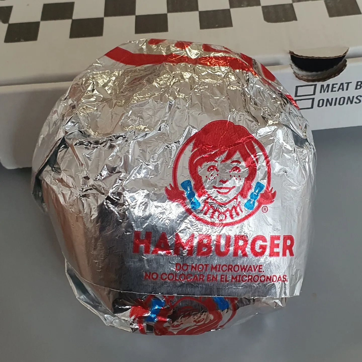 Watchung wendy's

오늘은 웬디스버거..
여기는 패티가 원형이 아니라 사각형이네..
모양만 다를뿐 맛은 다른 버거집이랑 비슷비슷한듯..

#버거 #wendys #데일리그램 #데일리 #먹방스타그램 #먹스타 #먹방 #음식스타그램 #음식사진 #음식 #점심메뉴 #일상그램 #일상기록 #일상스타그램🐥 #일상 #미국생활 #뉴저지