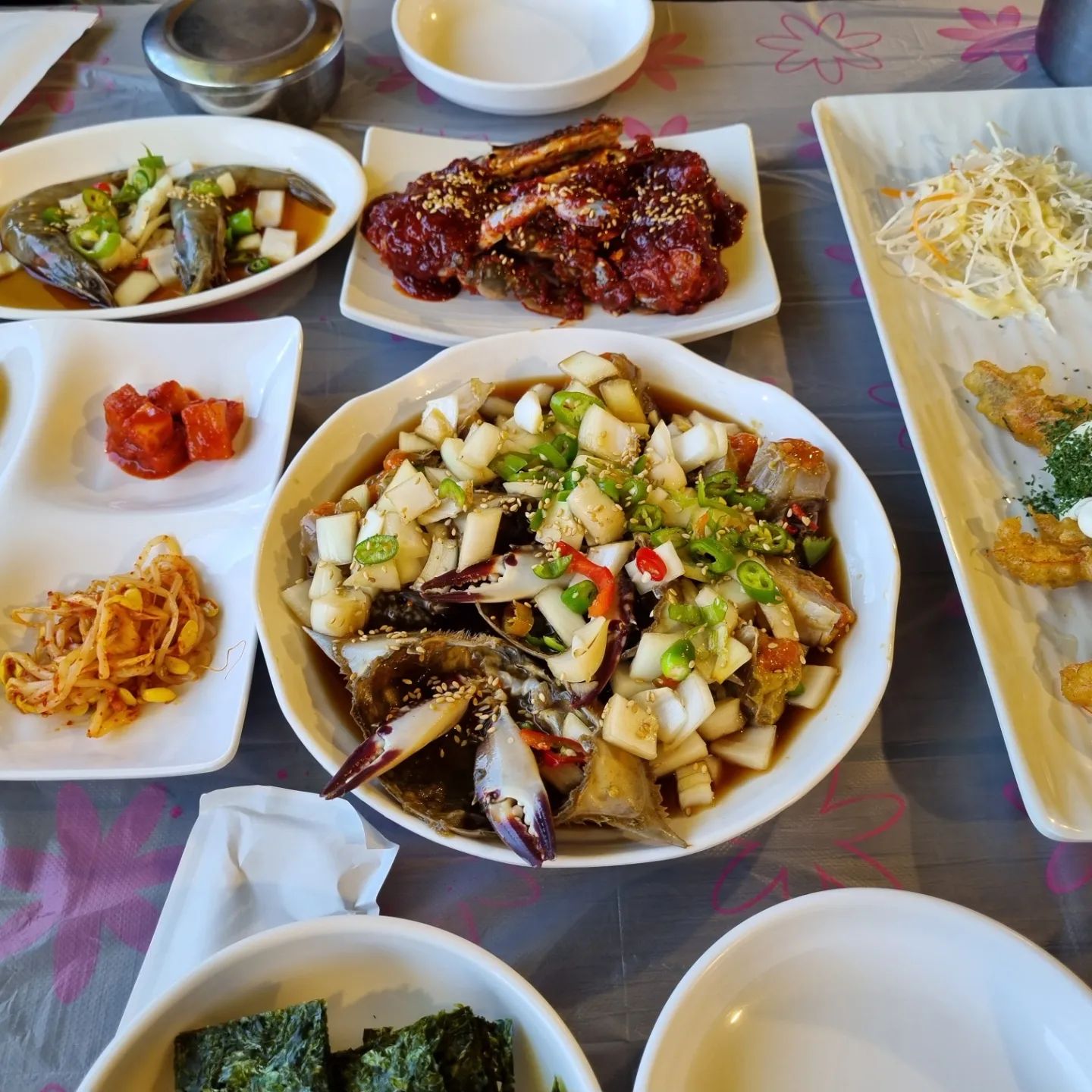 일오삼간장게장
완전 맛있음!!
강화도 오면 꼭 들려야하는 곳!!
#맛집 #강화도간장게장