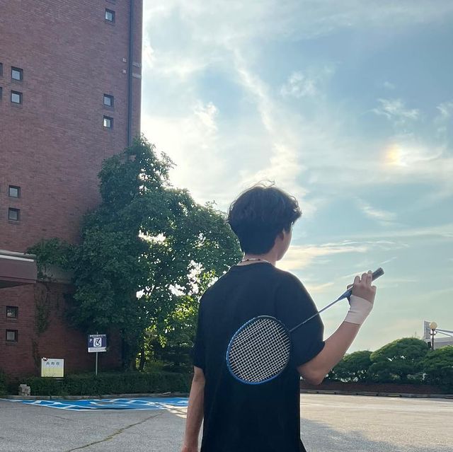 이재준 on Instagram: "#협찬 @marun5_official [마른파이브] 프지마 손목보호대 슬림핏 데릴리형 마른파이브에서 손목보호대를 협찬 해주셨습니다 :) 1주일 동안 써본 결과 손목보호대 답게 아주 압