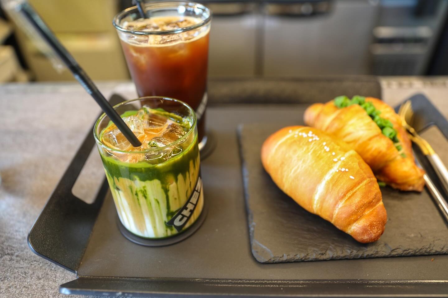 #소금빵 #맛집 발견
#chezcafe  #김포카페 #소금빵성지

운동.일도 안하고 쳐묵하기만 한 오늘💓