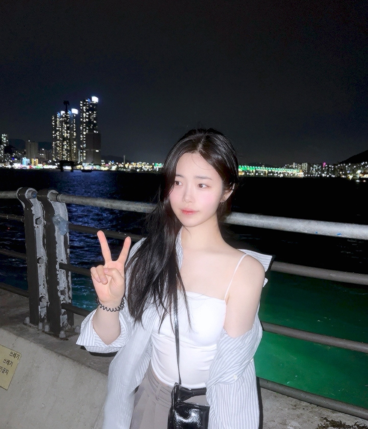 여름 송도….love..🤍

#암남공원조개구이 날 시원해지면 또가야지,.🥺
희자매가려고 갔는데 거절당하고 다른집 갔는데도 만족🩷