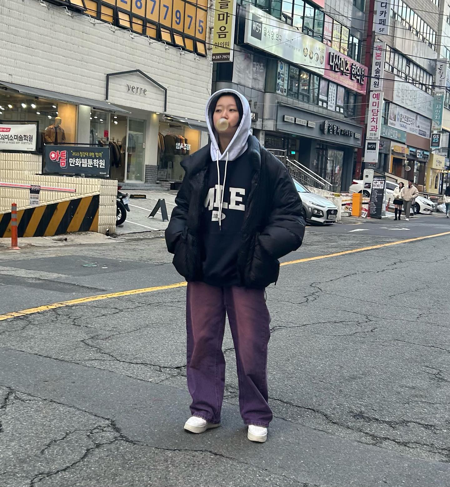#협찬 #더마일
몽신퐁신
📌 탄탄한 원단감
📌 큐티 포인트
📌 빅로고 포인트
제품제공 themile_dep