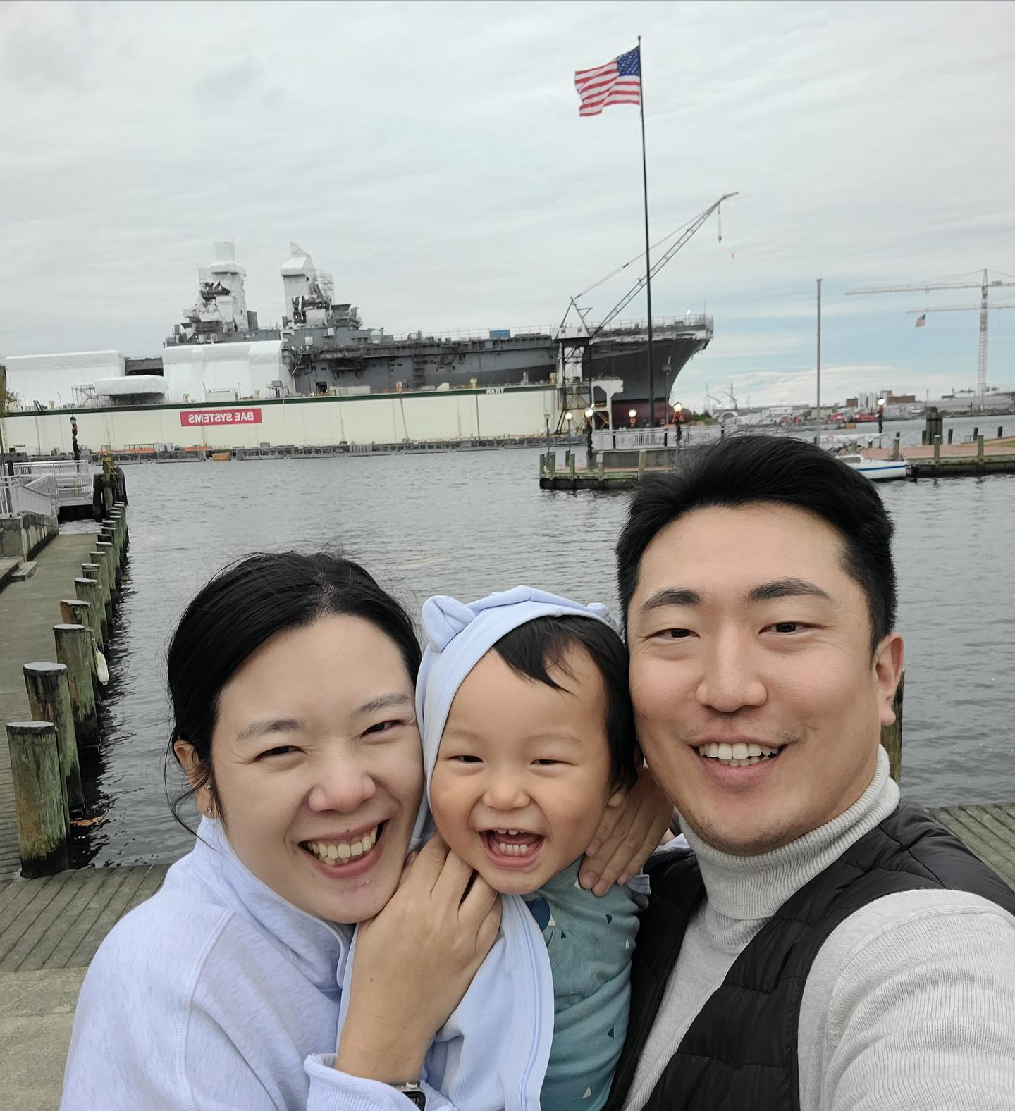 쭈니네 한국 귀국 D-10🇺🇸

미국 온게 엊그제 같은데 벌써 돌아갈 때가 되었네🥲
미국 와서 인스타 포스팅 많이 해야지! 했는데
피드에 박제된건 할말이 없네 릴스뿐..ㅋㅋㅋ
미국 일상 기록을 많이 남기려 했는데 스토리만 올리고 뭐했냠..
한국 돌아가서 추억팔이할겸 자주 올려야지 뭐!

한살 아가랑 미국 이곳저곳 여행하면서 참 힘들고 짜증나는 순간들이 많이 있었지만 그래도 돌아보니 다 소중한 추억들뿐❤️
고생했다 쭈니맘 쭈니대디 그리고 우리 아가 김쭈니까지!
미국에서의 재미났던 순간들 소중한 시간들 절대 잊지 못할거야!

근데 이제 슬슬 체력이 바닥이 나기 시작했다💧
한국 돌아가서 병원 투어 좀 하고 충전의 시간을 가져야지! 
아 한국 병원이 그리워…. 기침 좀 낫게 해쥬세요..🥲
곧 갑니다!!! Soooon! 다들 곧 한국에서 봐요❤️

#아줌마의밤늦은주저리
#벌써부터떠나기싫은미국
#그리울거야 #willbesomissed🇺🇸