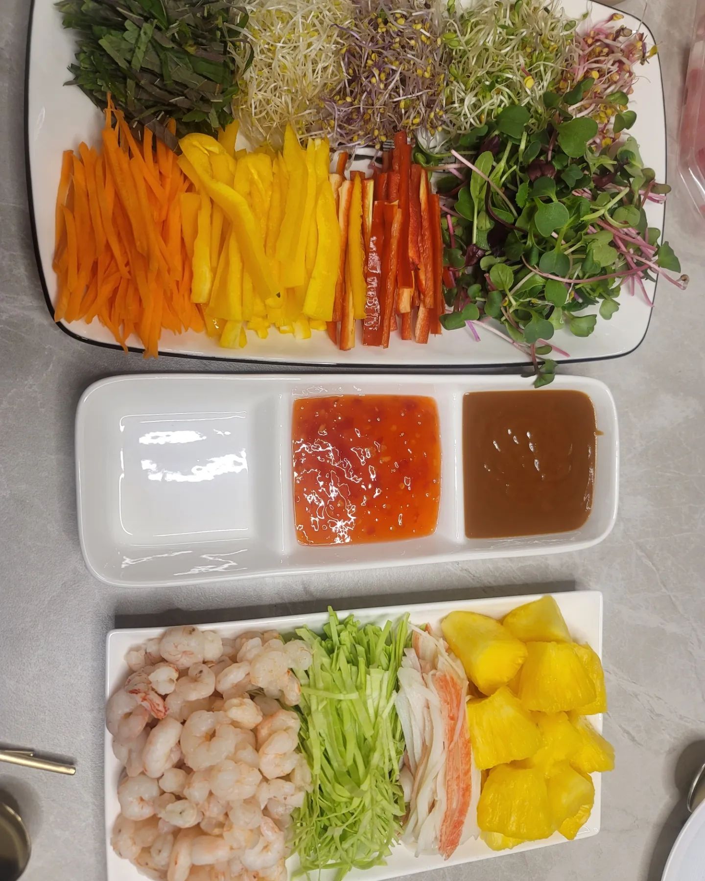 집에서 먹는 #월남쌈
사진엔 없지만 #차돌박이 까지 구워서 #냠냠
#복순도가 #막걸리 까지 클리어♡
