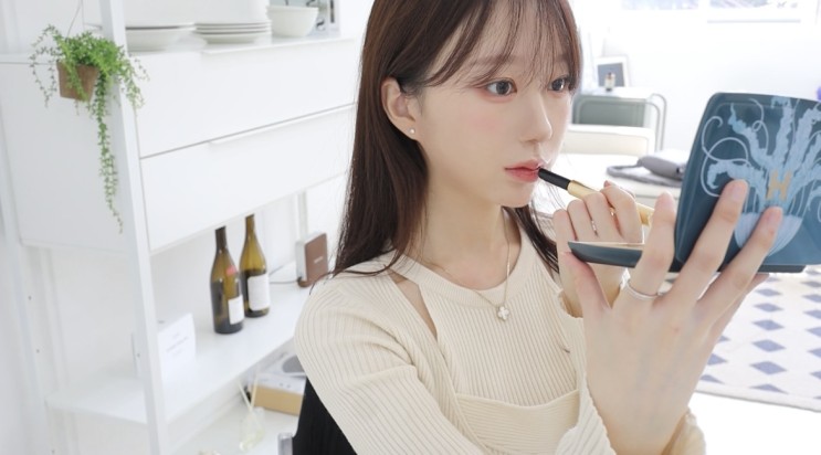 아워글래스 2023 홀리데이 신제품 앰비언트 팔레트 언락드 컬렉션 Vol.2 젤리피쉬 팬텀 볼류마이징 글로시 밤 듀오 세트 가을 메이크업