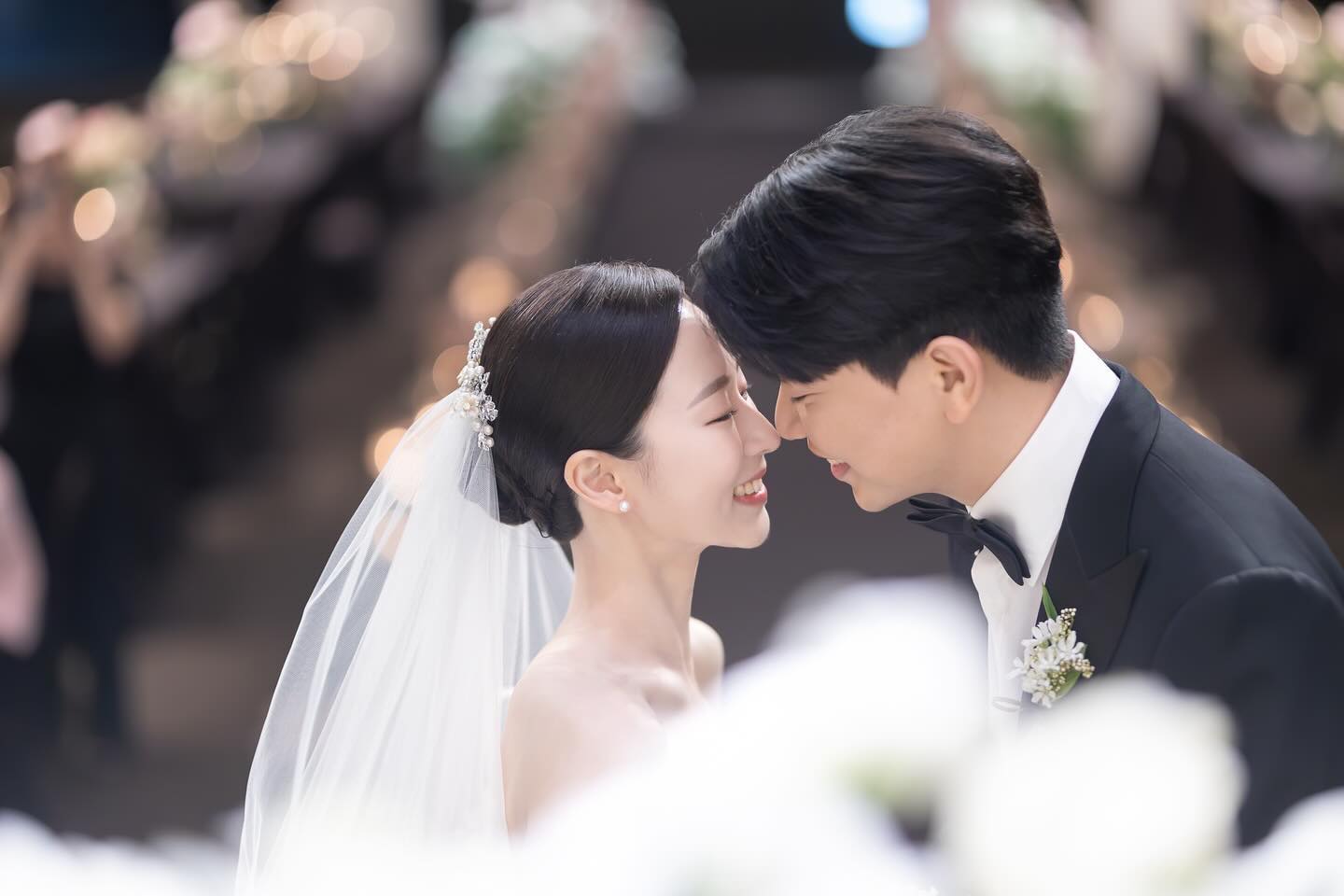 2023.06.10 
벌써 일년 전 이맘때.
횟수로는 4년째, 결기로는 1주년
앞으로도 잘 부탁해 🤍
내 짝꿍 🤵🏻‍♂️ ababsesr_hzz 

#결기1주년 #본식스냅